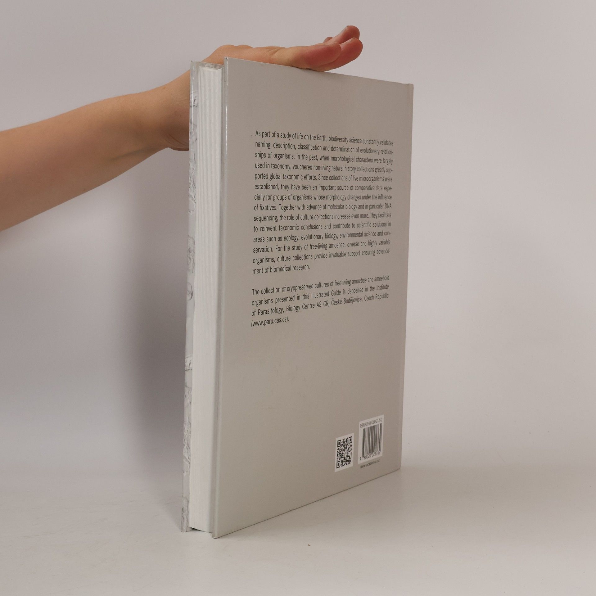 Iva Dyková Illustrated Guide to Culture Collection of Free-living Amoebae