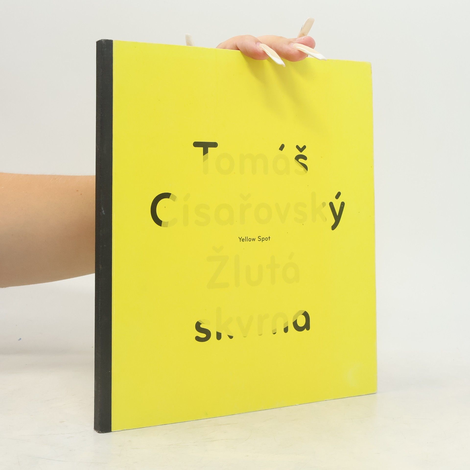Tomáš Císařovský Žlutá skvrna / Yellow spot