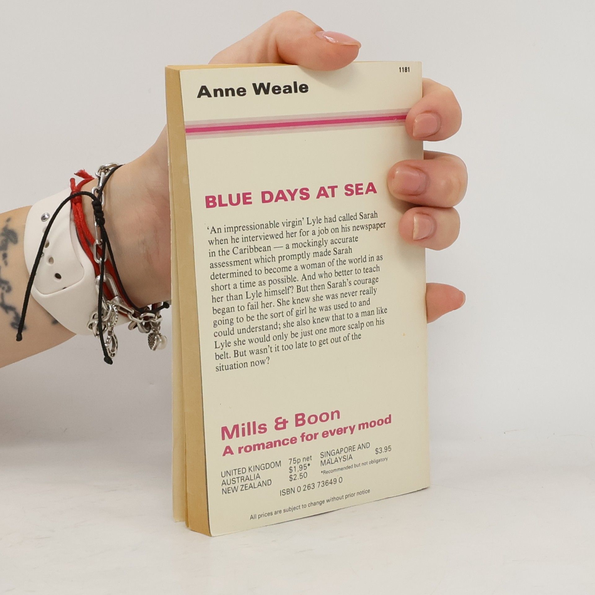 Anne Weale Romance - 1837: Blue Days at Sea