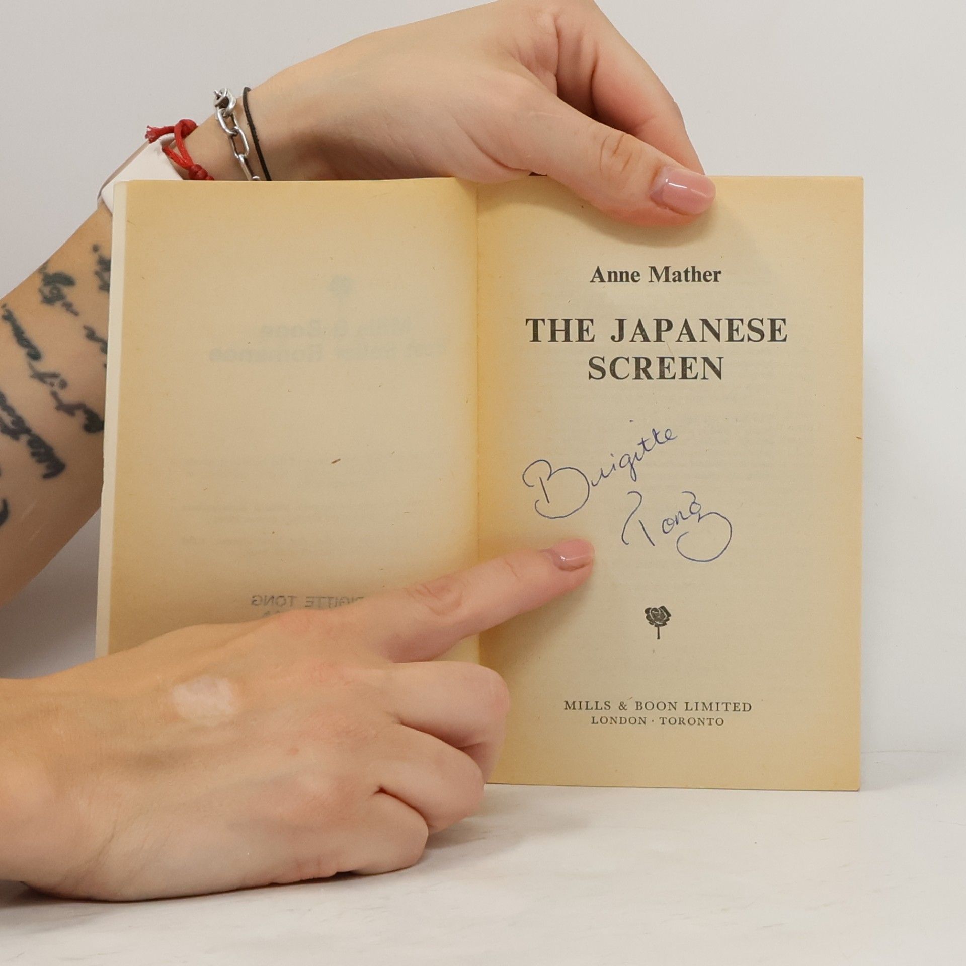 Anne Mather The Japanese Screen