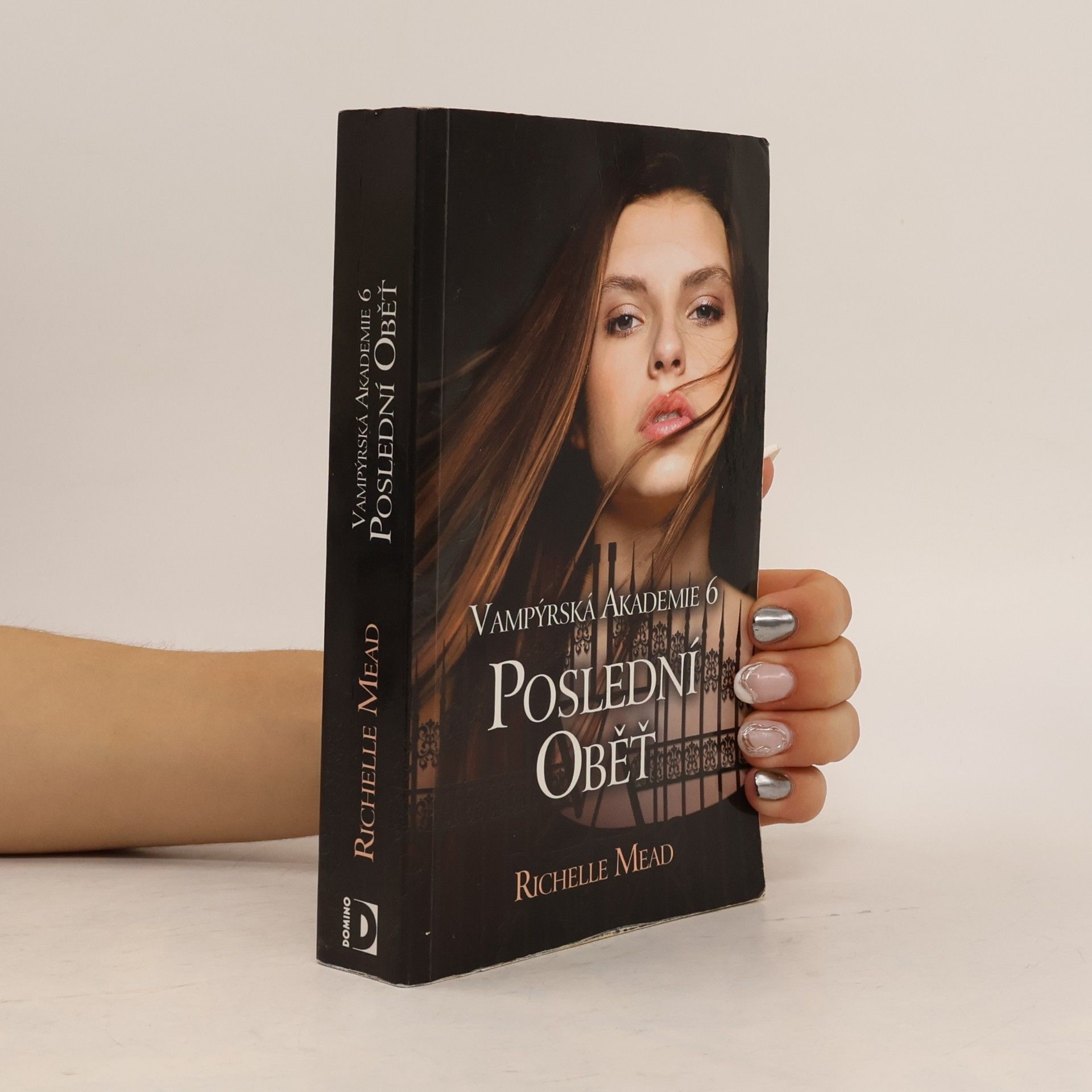 Richelle Mead Poslední oběť