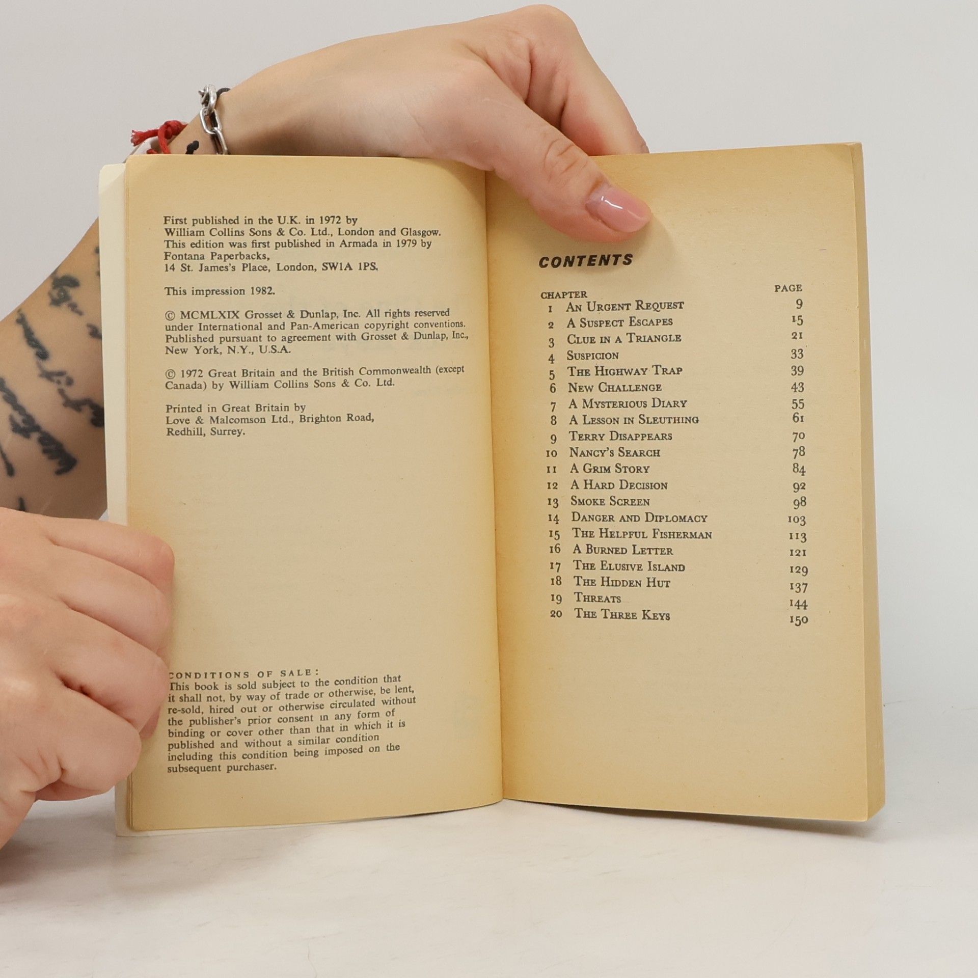 Carolyn Keene Nancy Drew Mystery Stories - 20: The Clue of the Black Keys