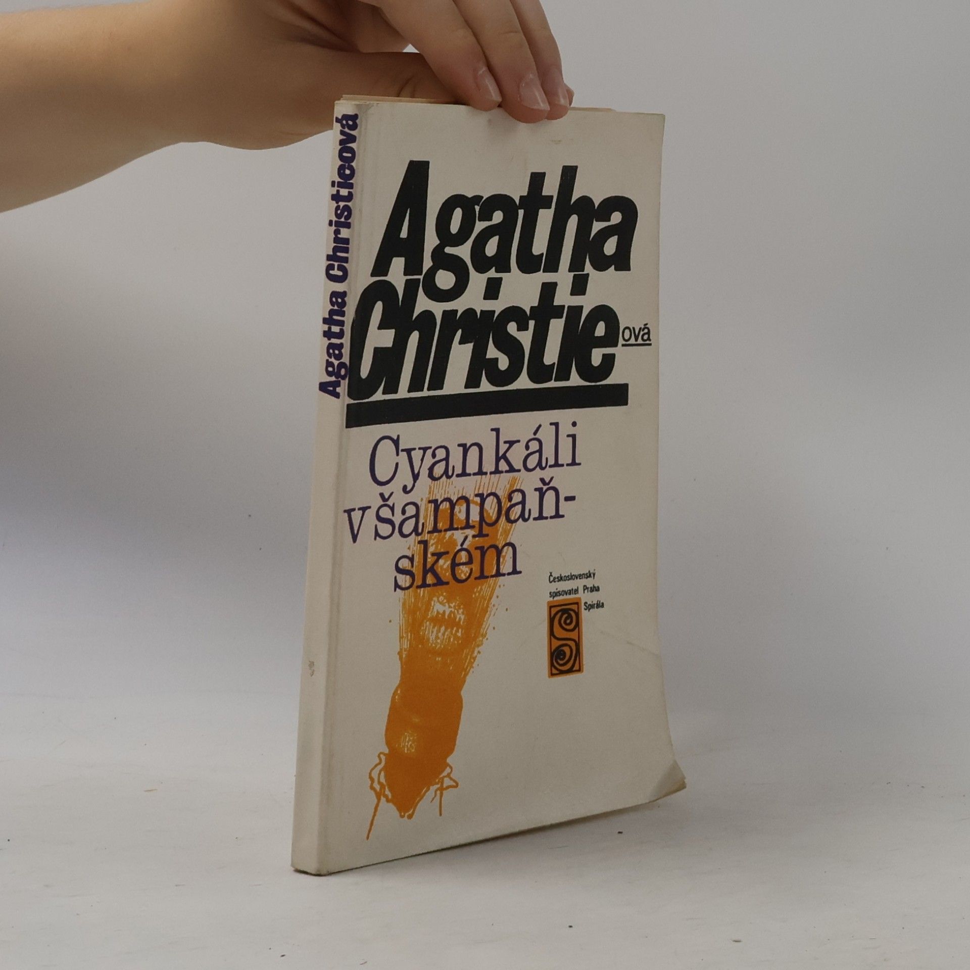 Agatha Christie Cyankáli v šampaňském
