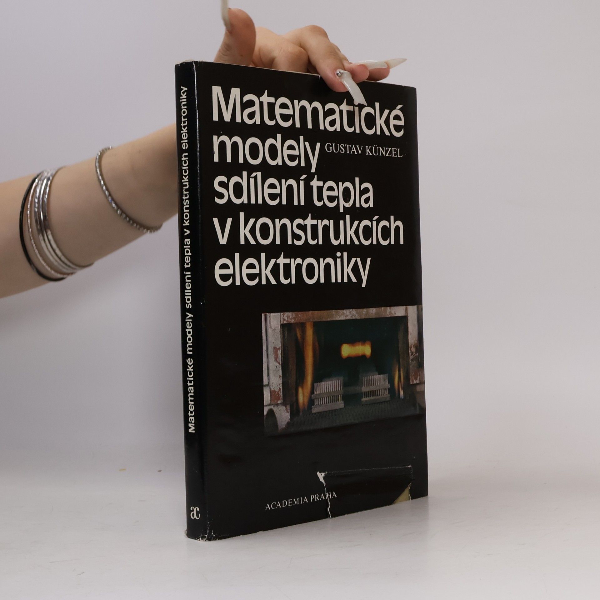 Gustav Künzel Matematické modely sdílení tepla v konstrukcích elektroniky