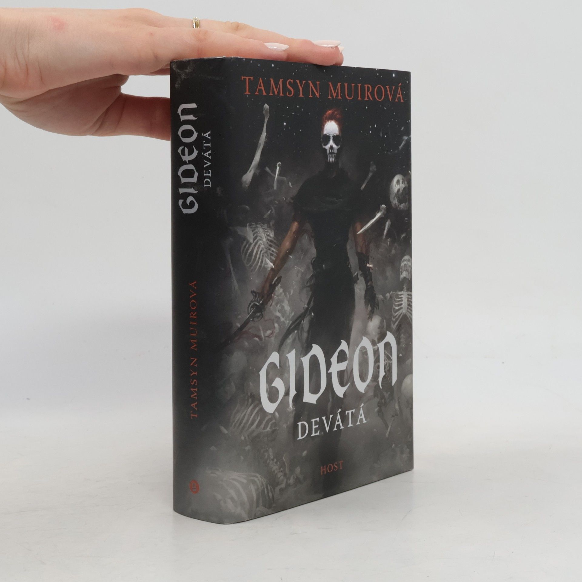 Tamsyn Muir Gideon Devátá