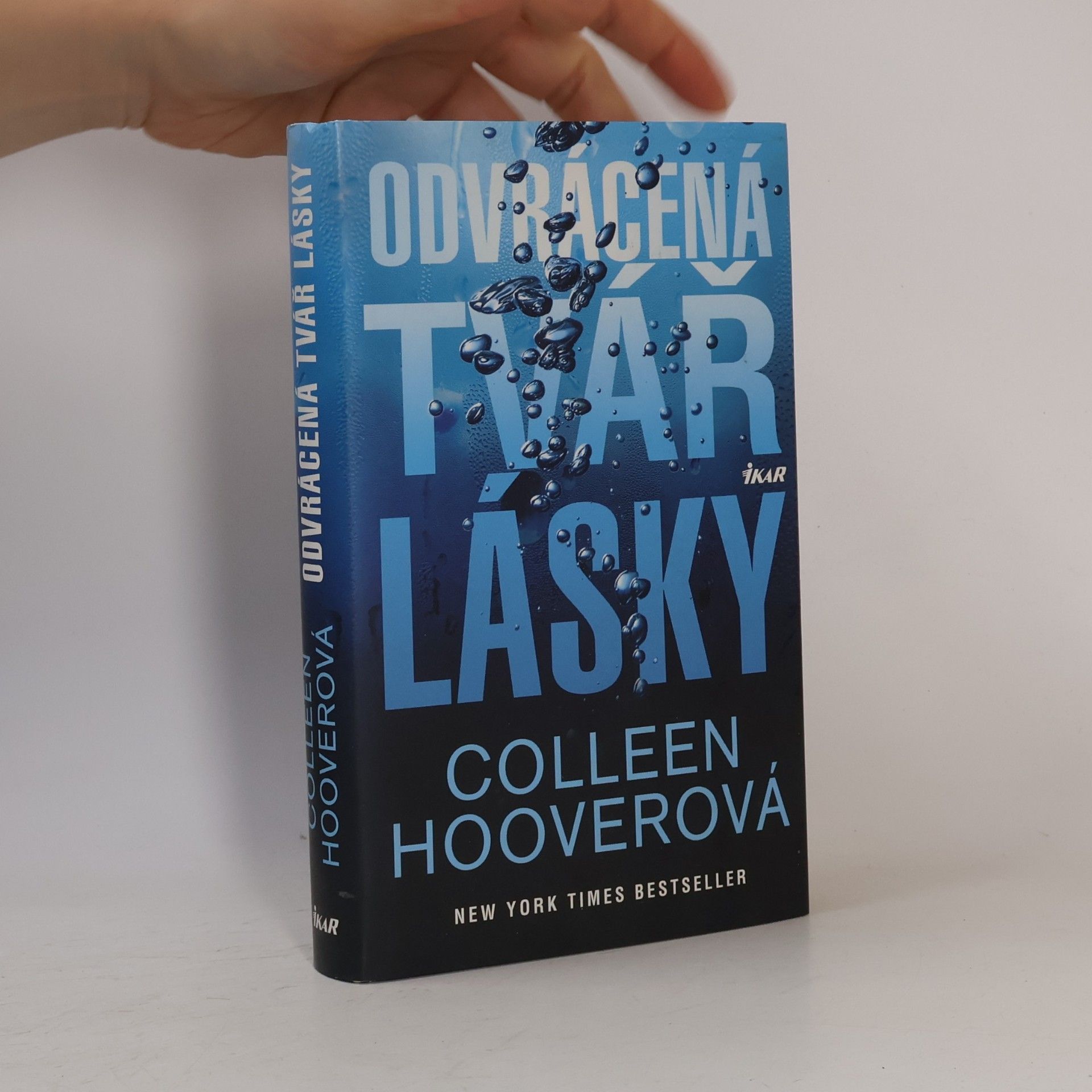 Colleen Hoover Odvrácená tvář lásky