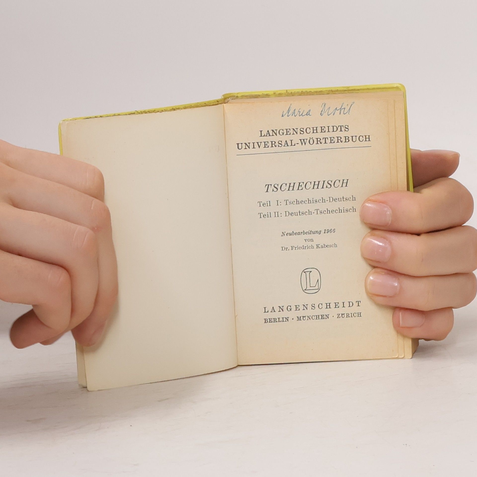 Friedrich Kabesch Langenscheidts Universal-Wörterbuch : Tschechisch-Deutsch Deutsch-Tschechisch