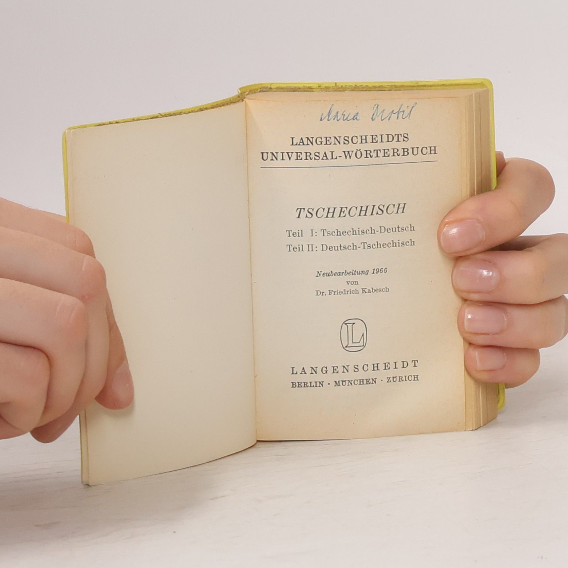 Friedrich Kabesch Langenscheidts Universal-Wörterbuch : Tschechisch-Deutsch Deutsch-Tschechisch