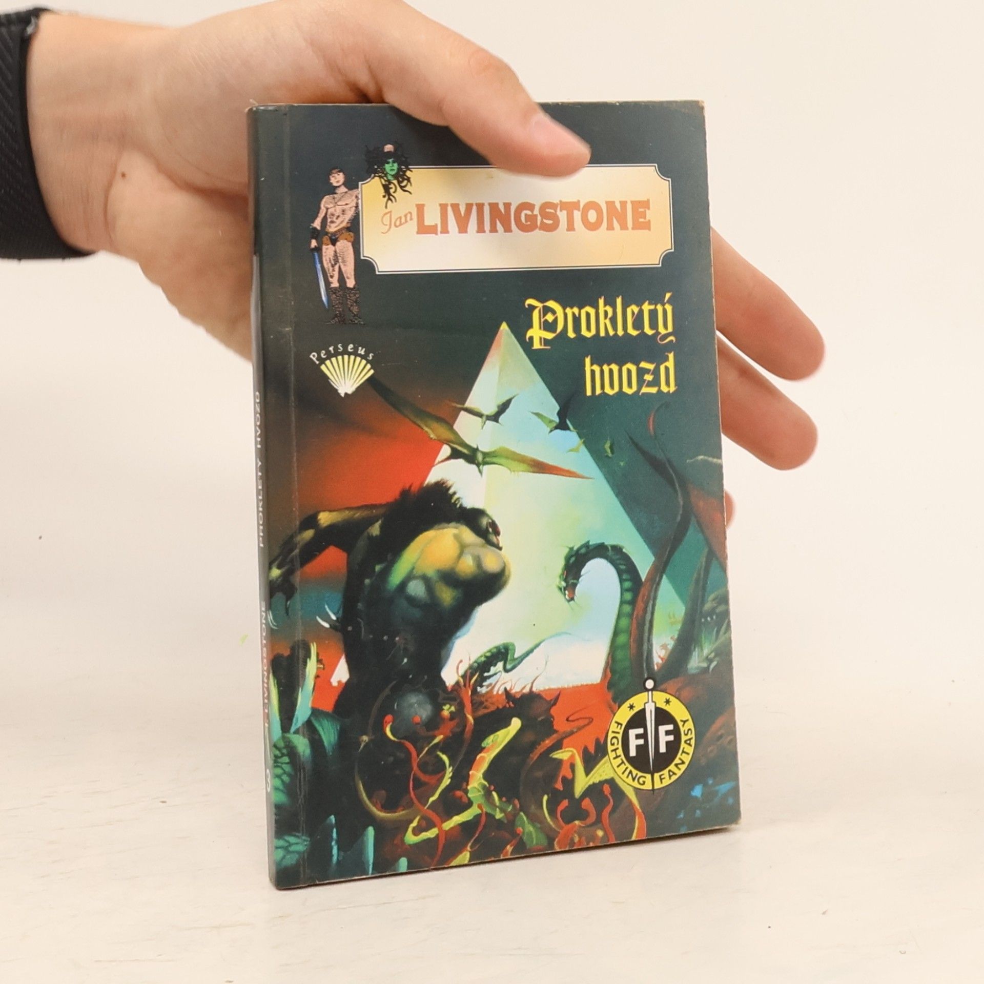 Ian Livingstone Prokletý hvozd