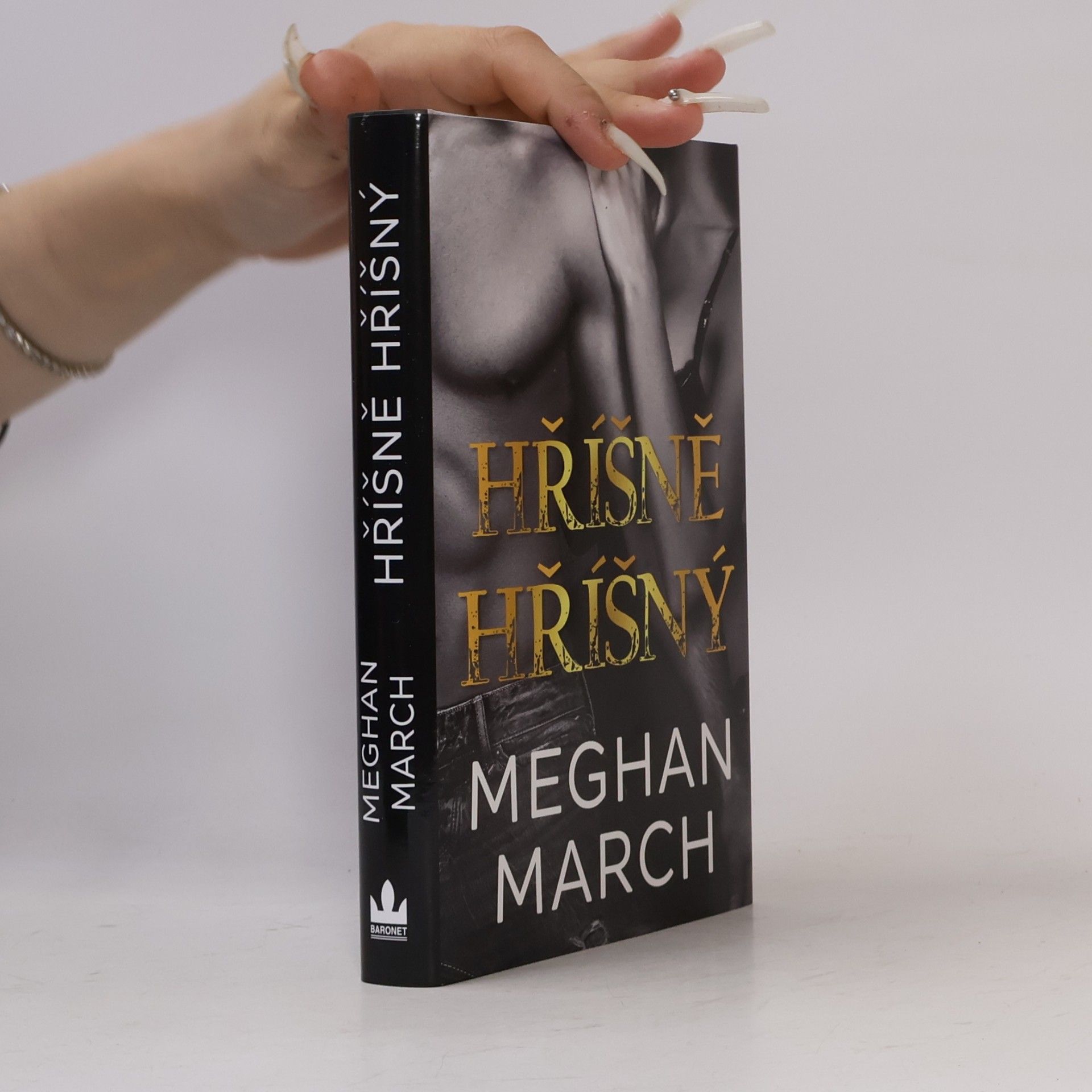Meghan March Hříšně hříšný