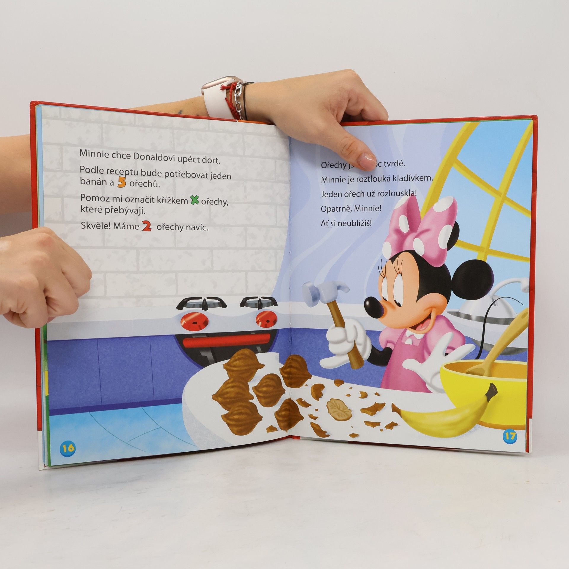 Various authors Hraj si a uč se s Mickey Mousem 2. Do pěti!