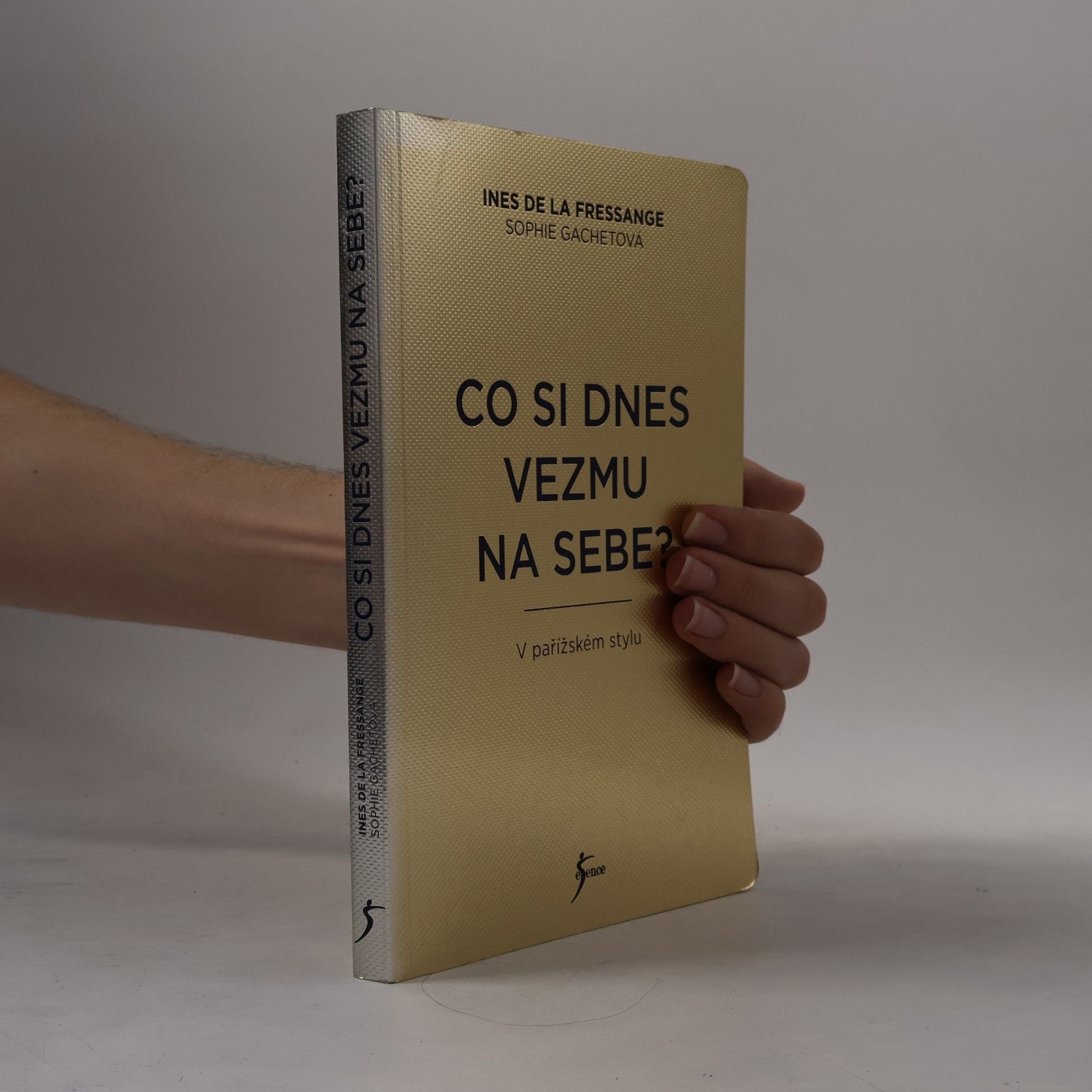 Inès de La Fressange Co si dnes vezmu na sebe?