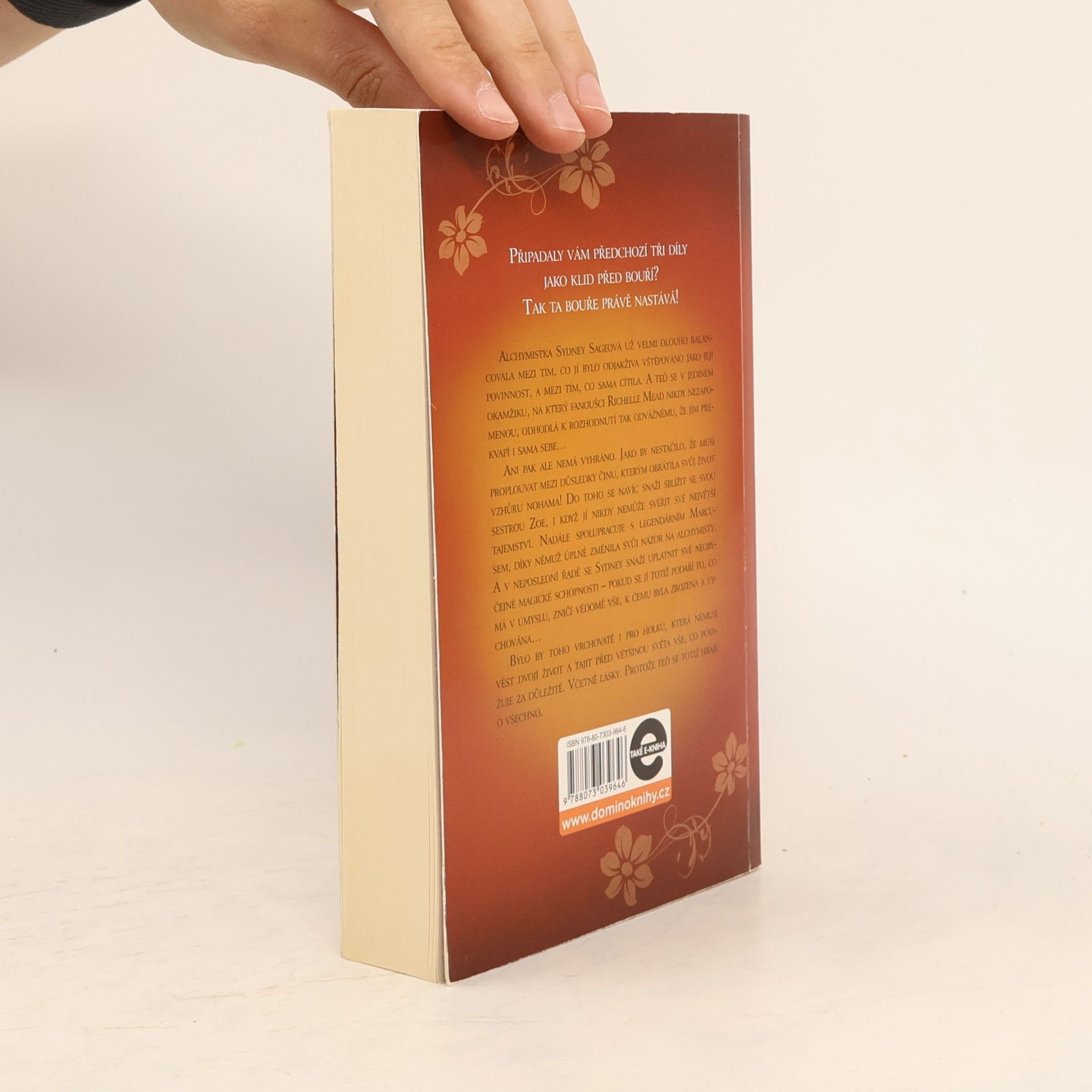 Richelle Mead Pokrevní pouta 4. Ohnivé srdce