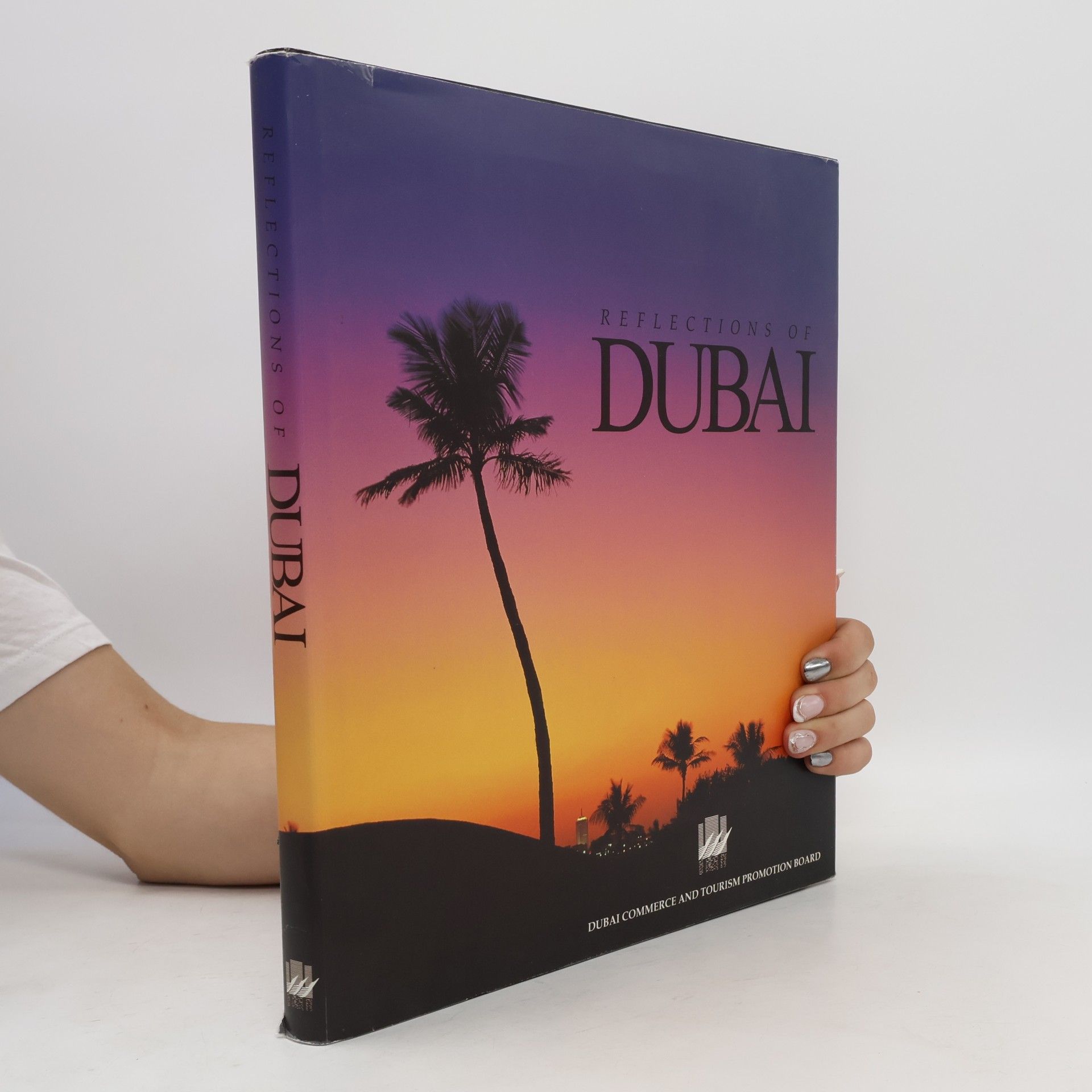 Various authors Dubai