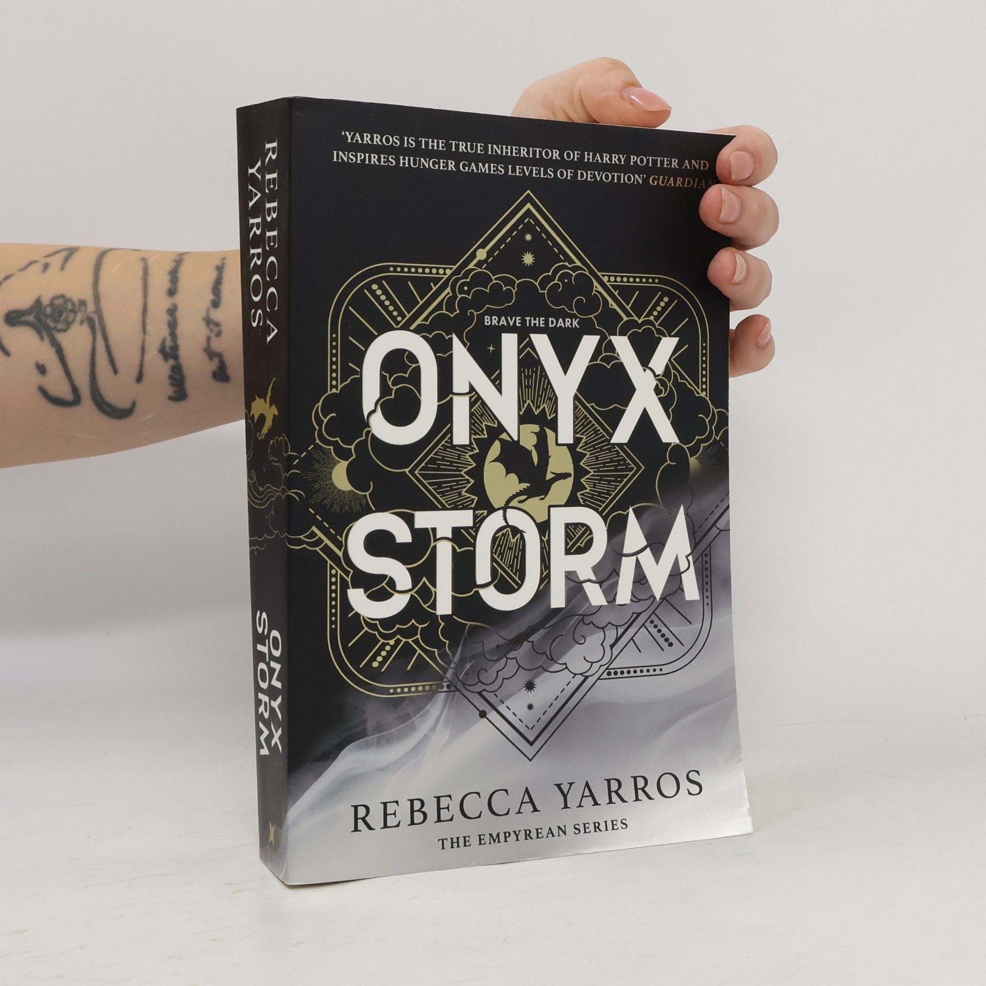 Rebecca Yarros Onyx Storm