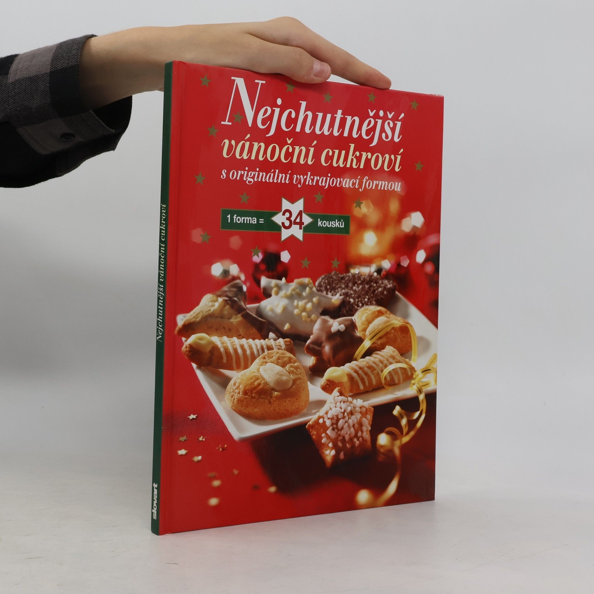 Gisela Muhr Nejchutnější vánoční cukroví : s originální vykrajovací formou