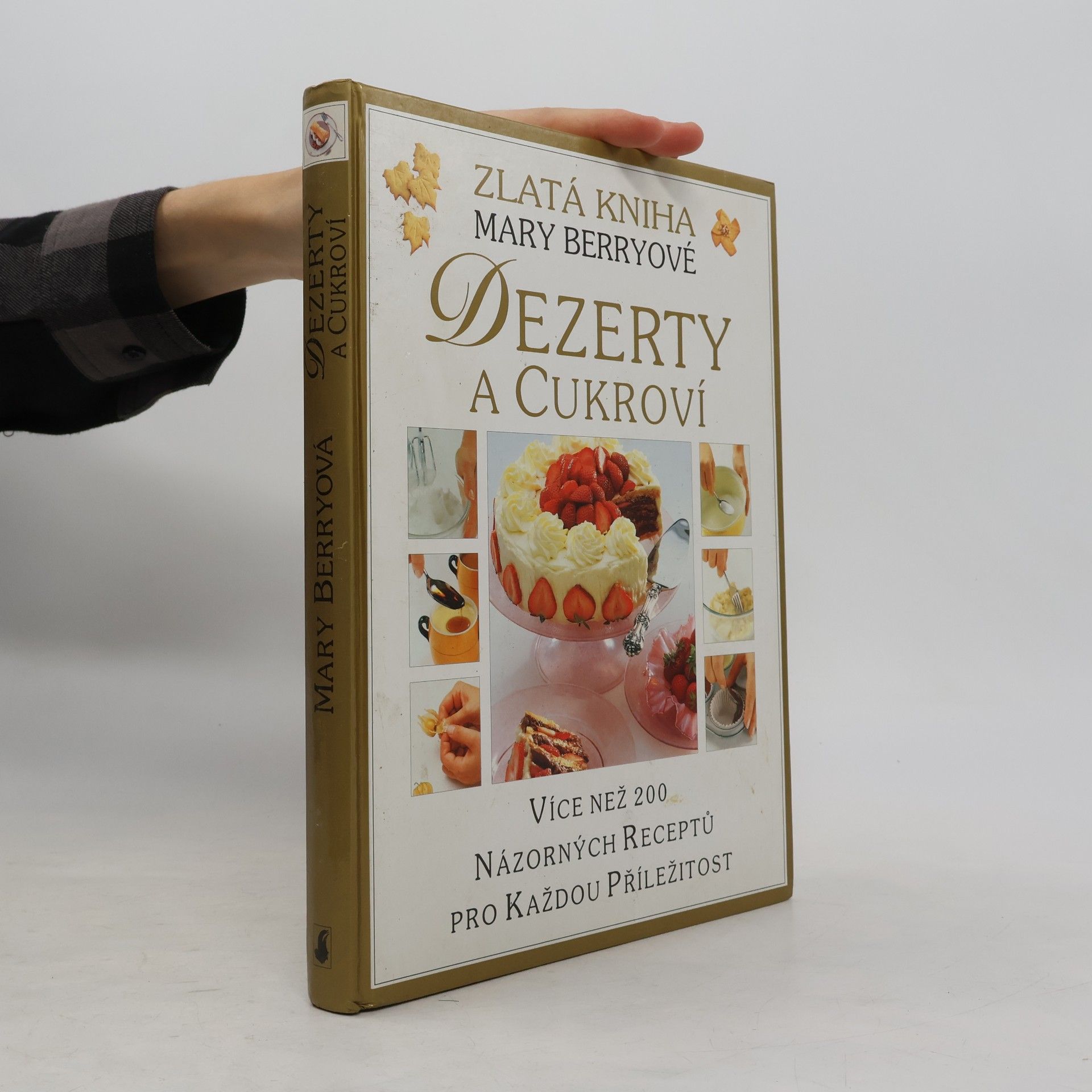 Mary Berry Dezerty a cukroví