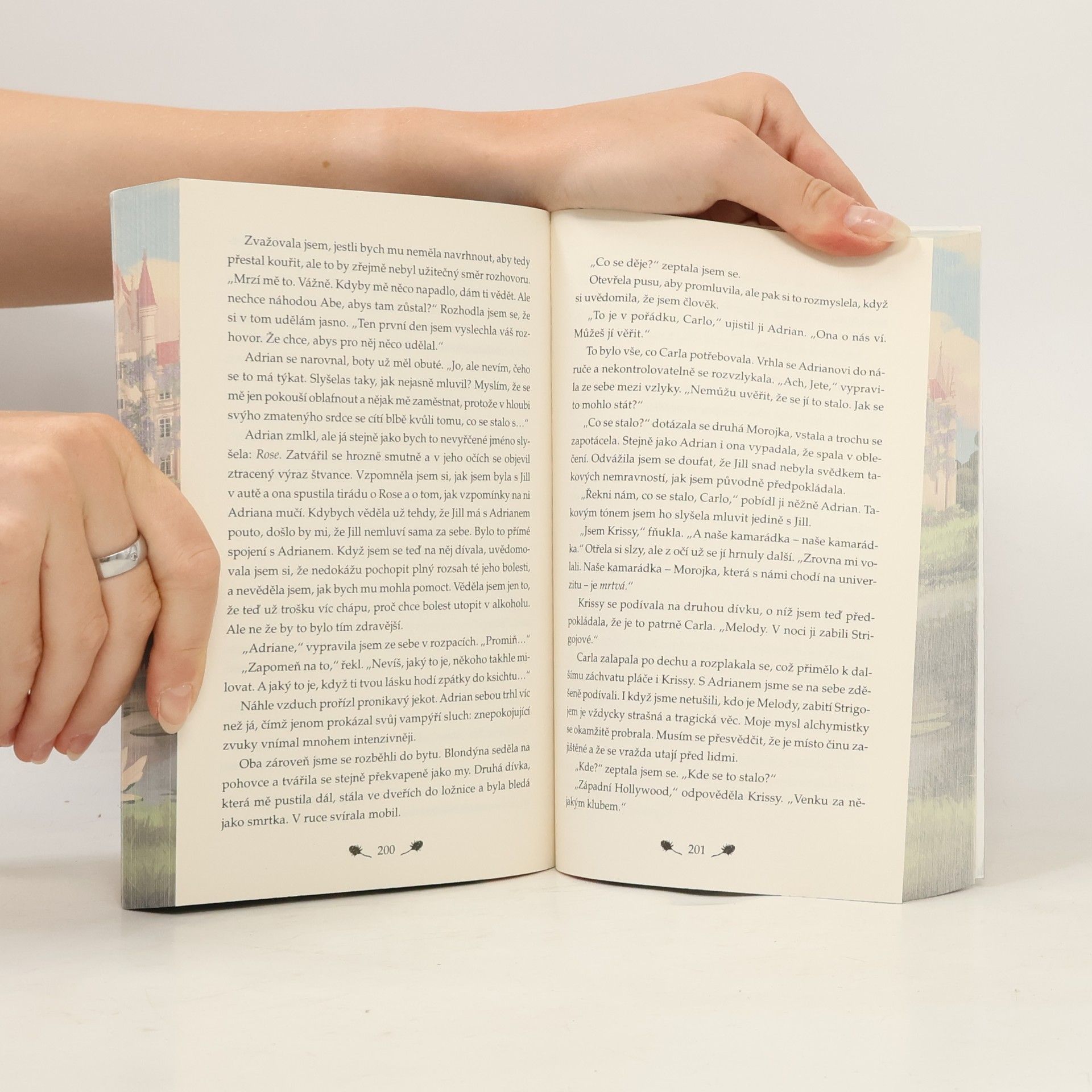 Richelle Mead Pokrevní pouta