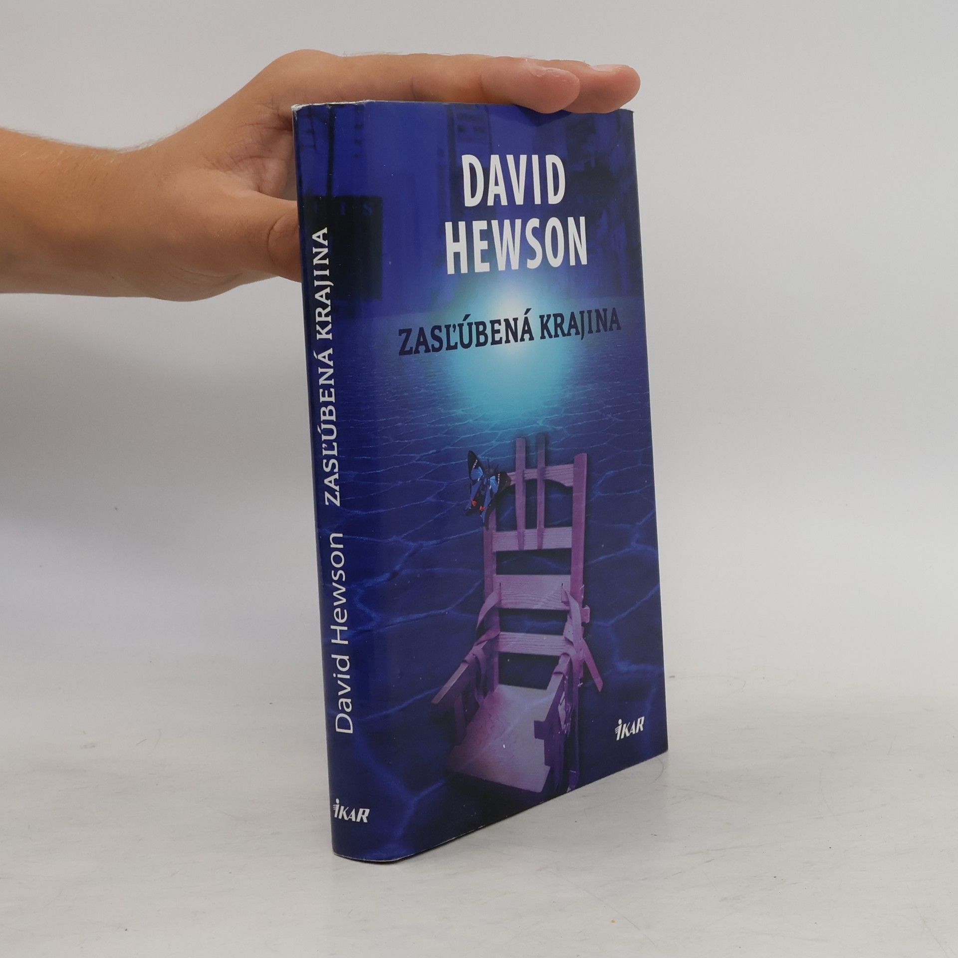 David Hewson Zasľúbená krajina