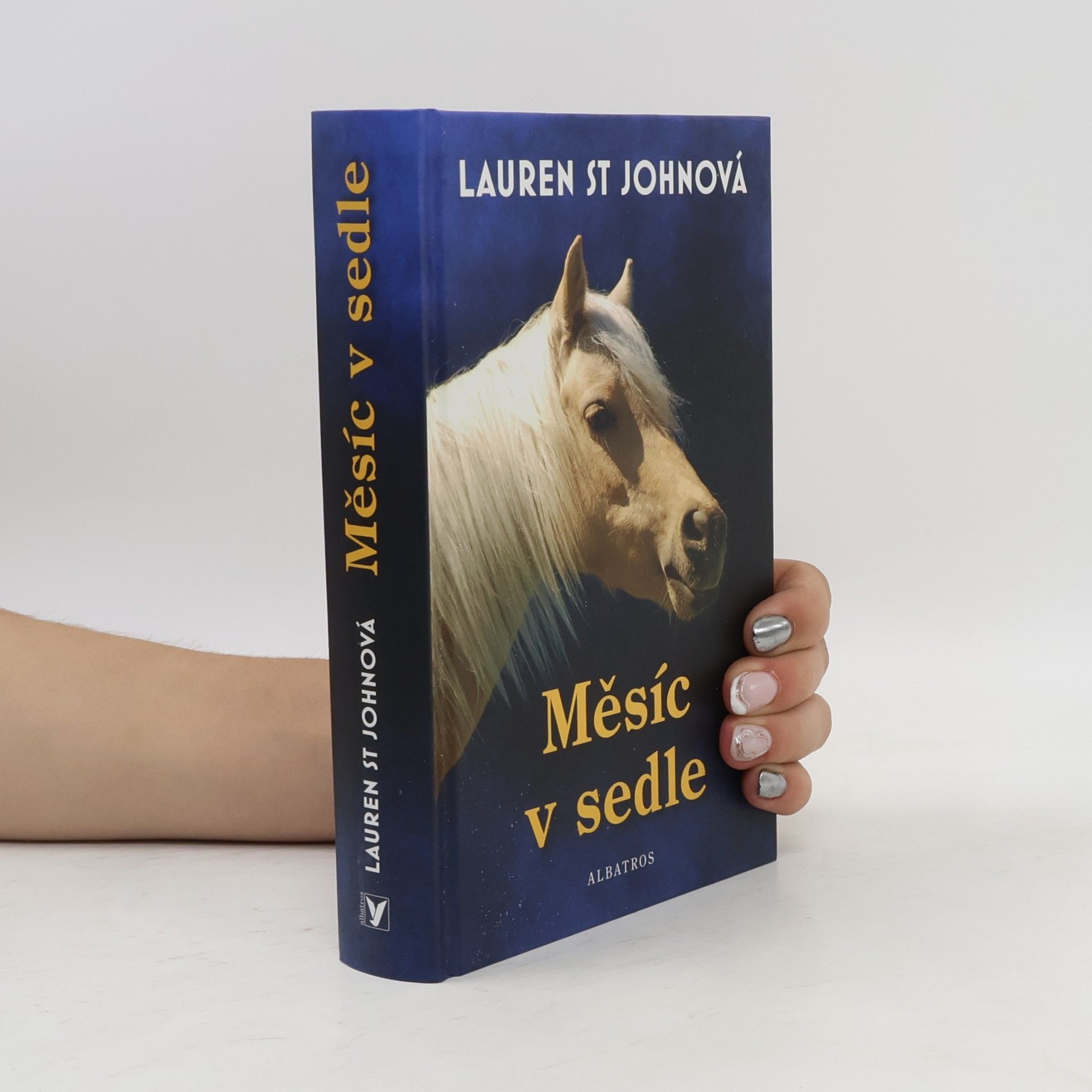 Lauren St. John Měsíc v sedle