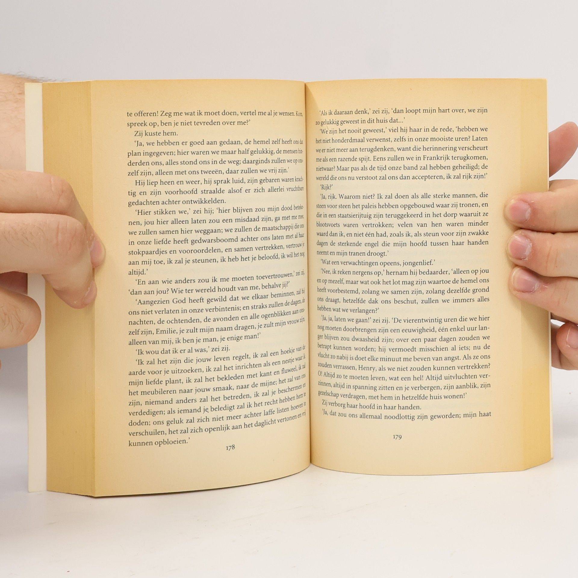 Gustave Flaubert Salamander Klassiek - 753: De eerste leerschool der liefde