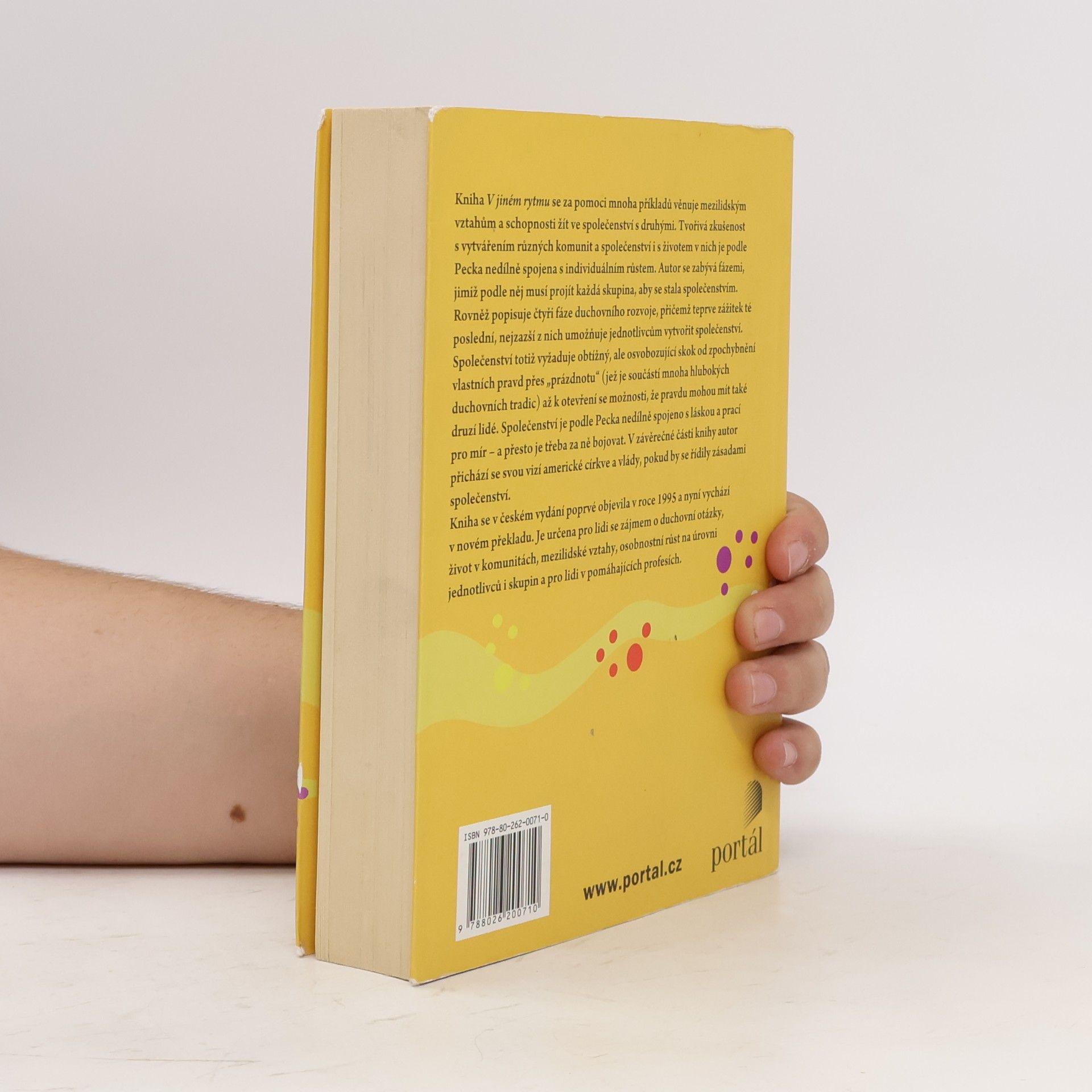 M. Scott Peck V jiném rytmu : vytváření společenství