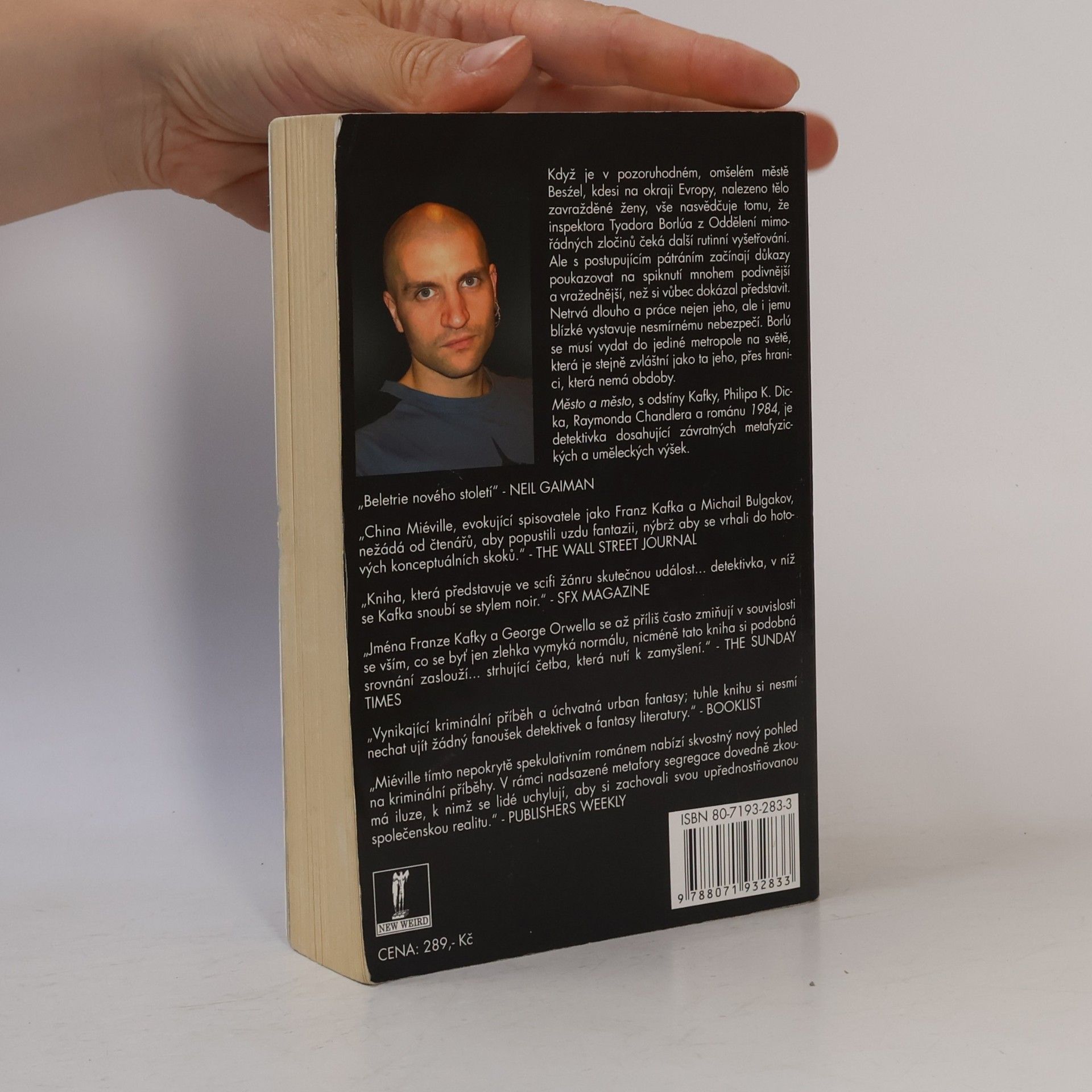 China Miéville Město & město