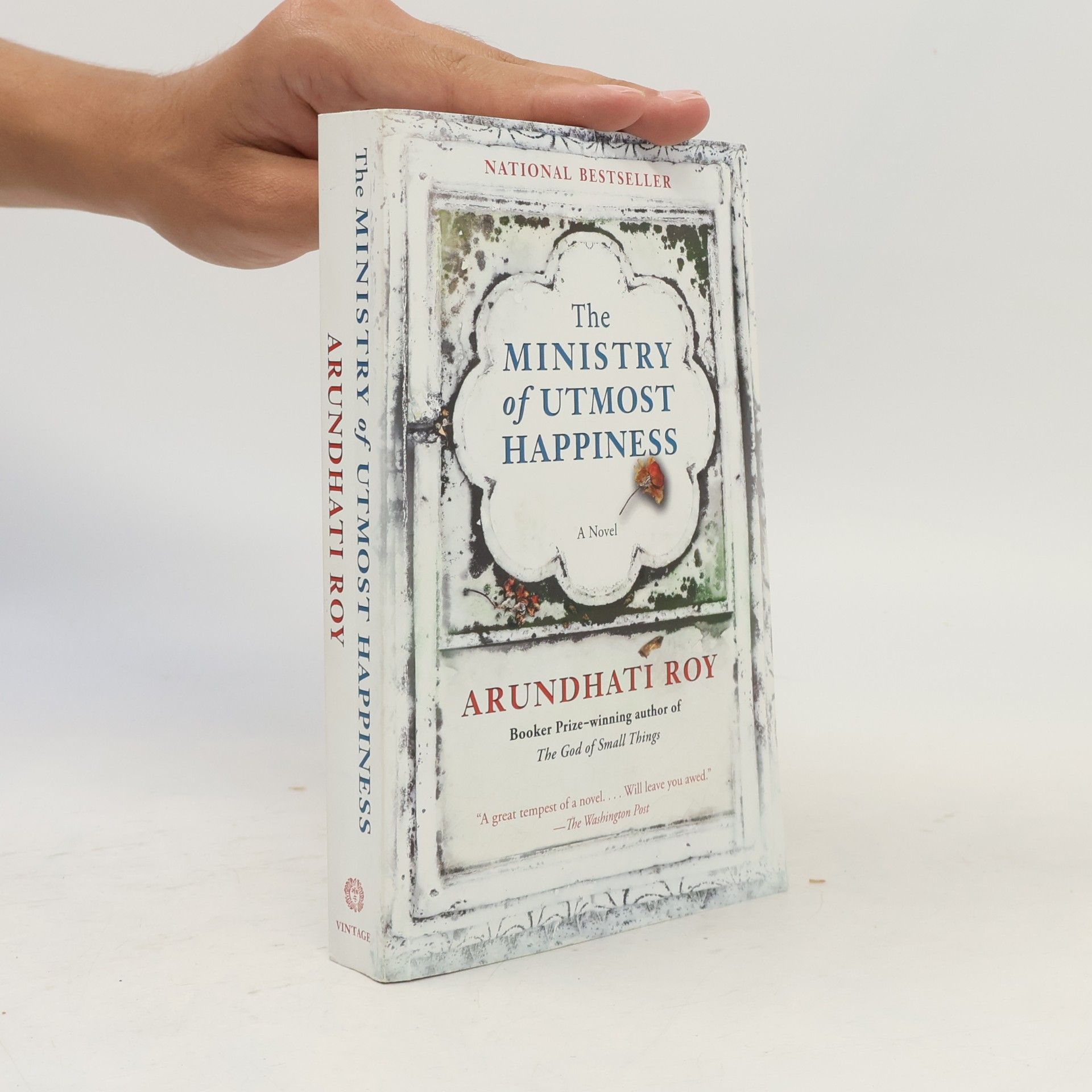 Arundhati Roy The Ministry of Utmost Happiness