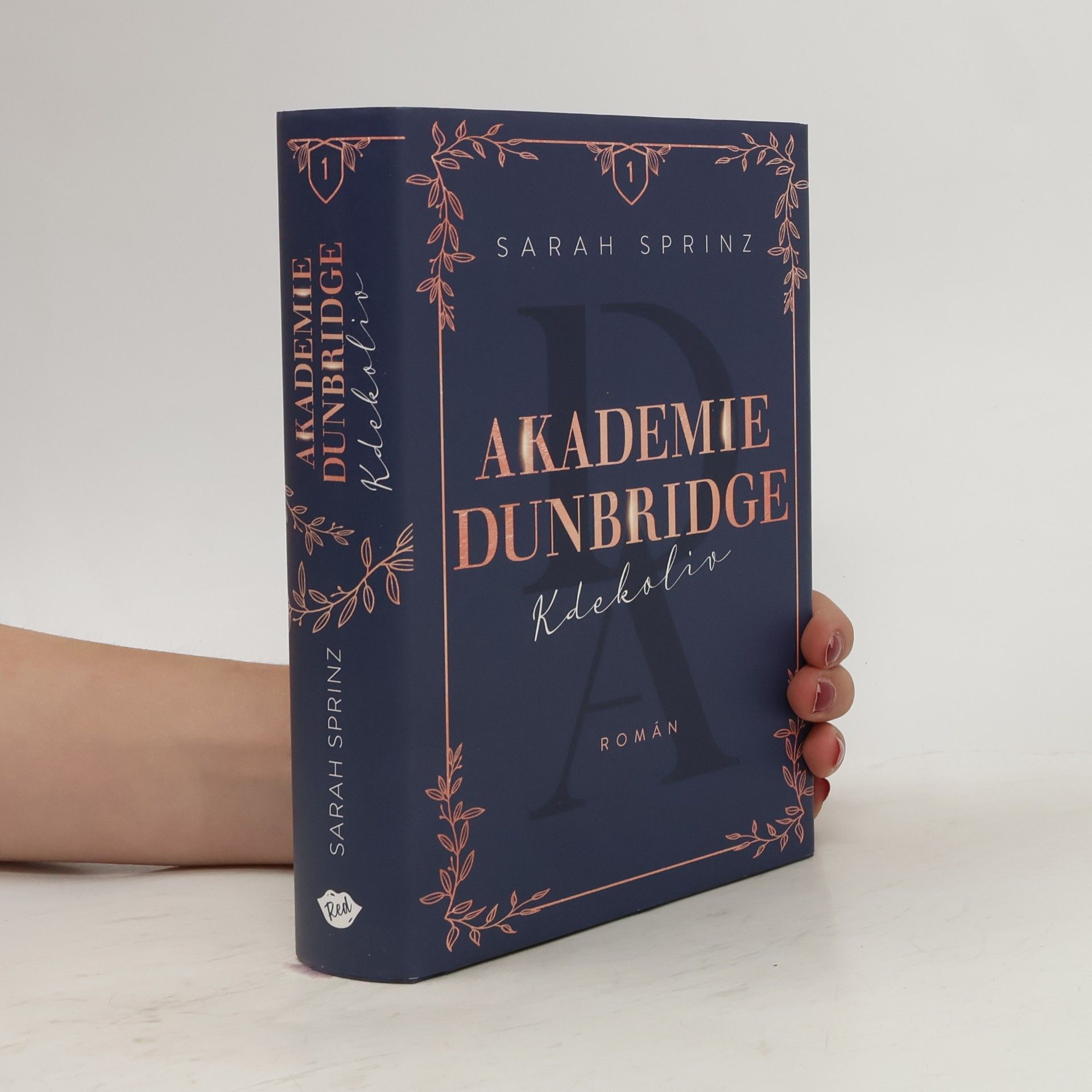 Sarah Sprinz Akademie Dunbridge. Kdekoliv