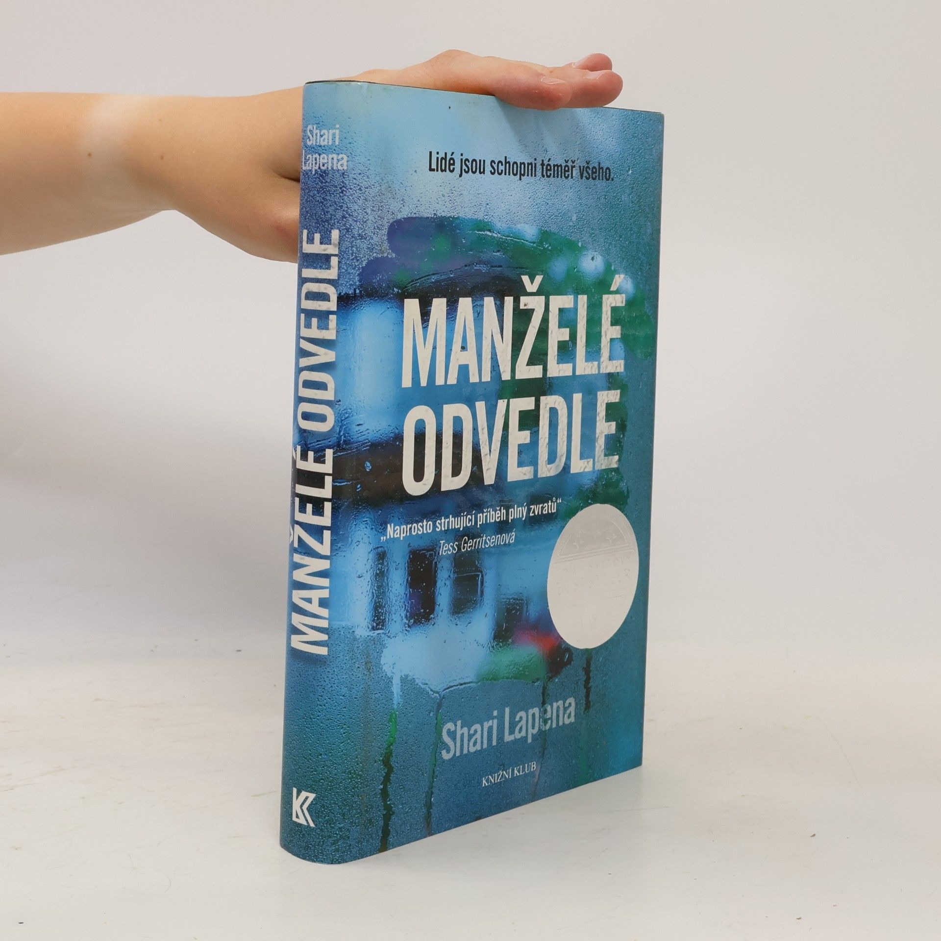 Shari Lapena Manželé odvedle