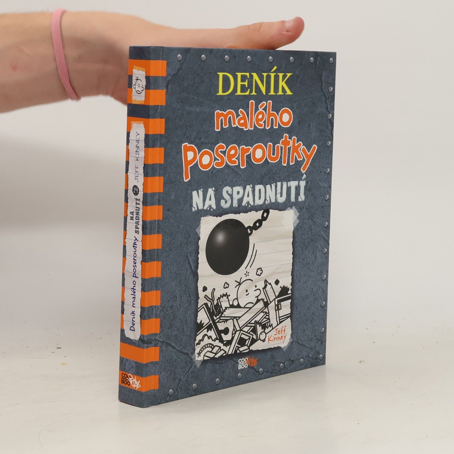 Jeff Kinney Deník malého poseroutky 14. Na spadnutí