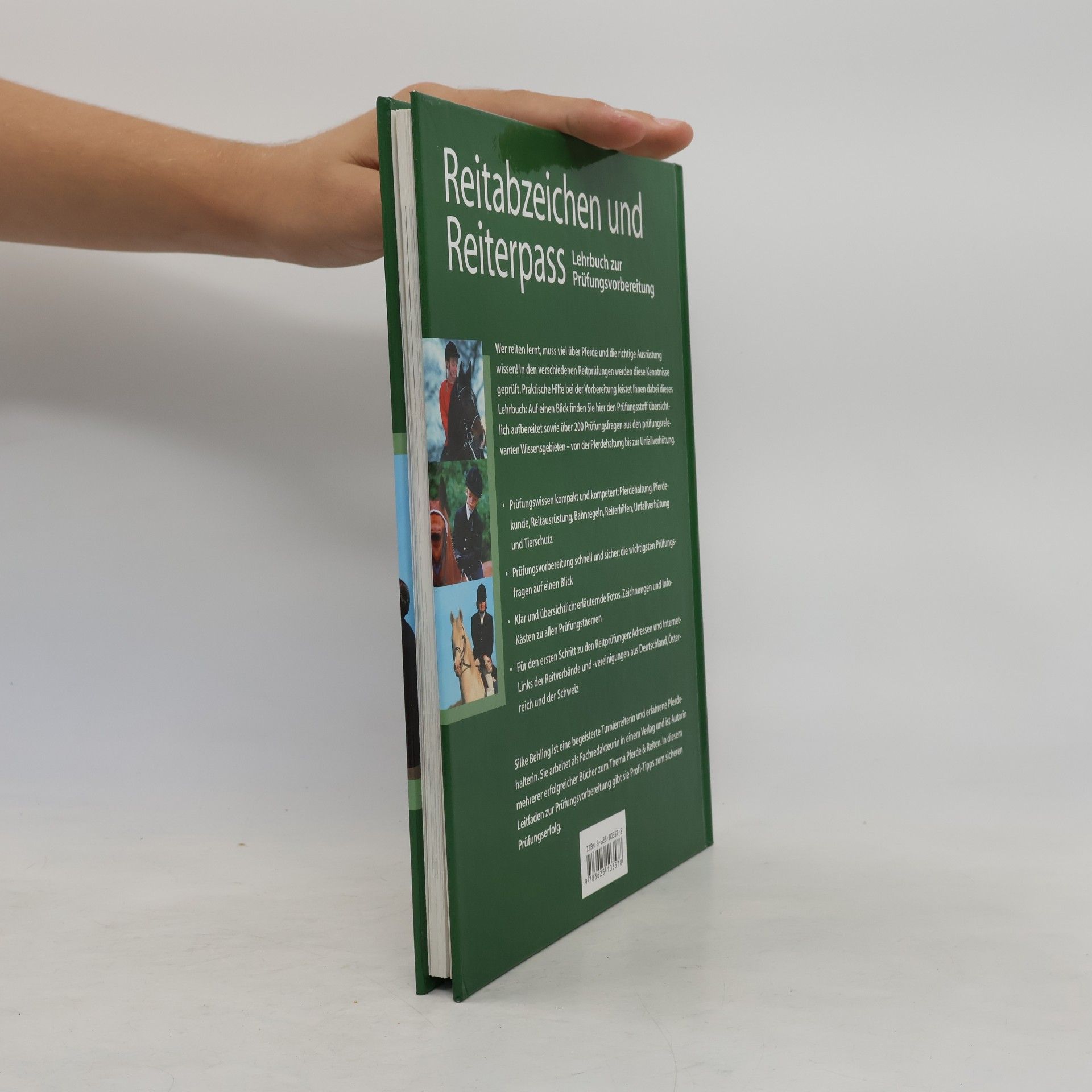 Silke Behling Reitabzeichen und Reiterpass - Lehrbuch zur Prüfungsvorbereitung