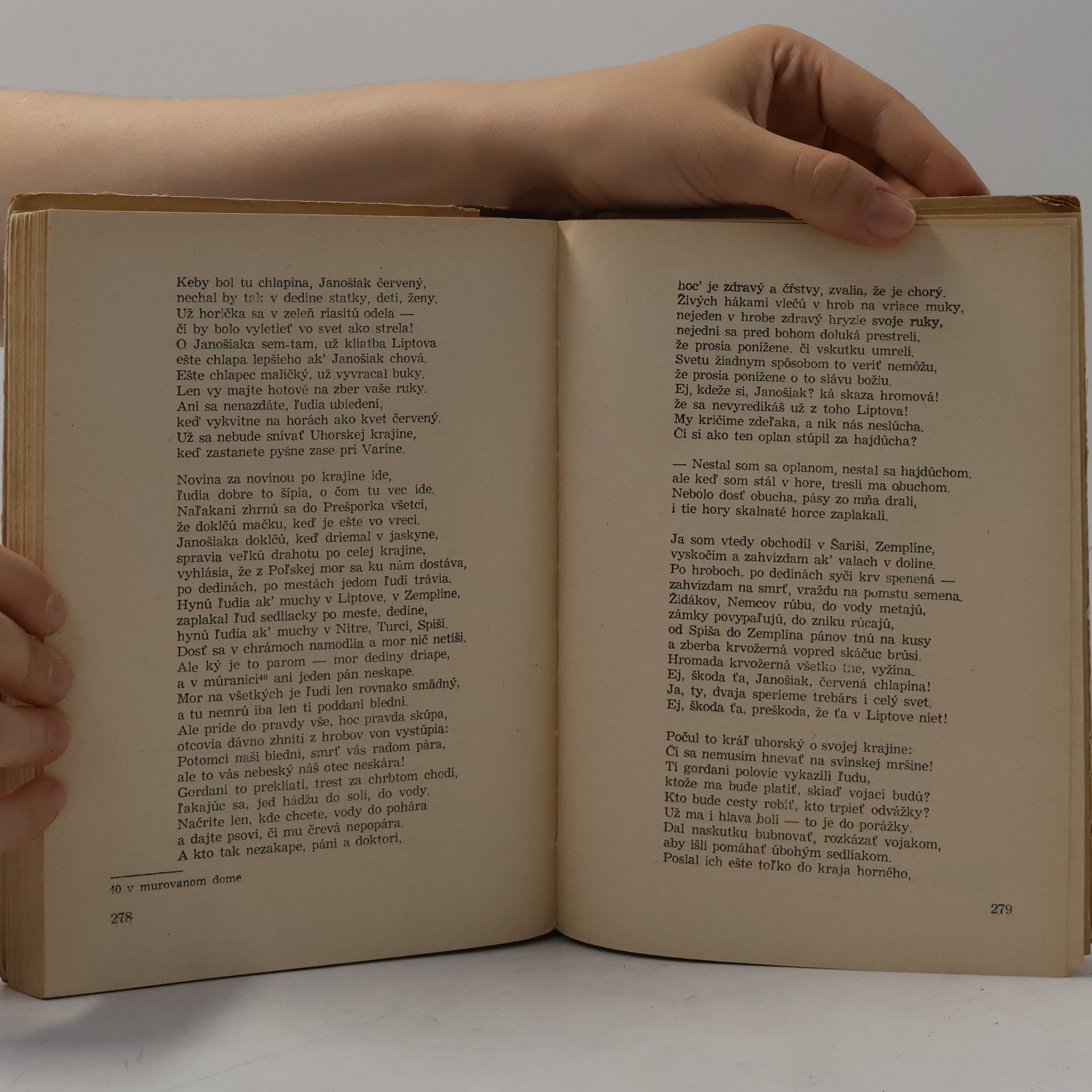 Autores varios Čítanka pre 9. ročník jedenásťročnej strednej školy