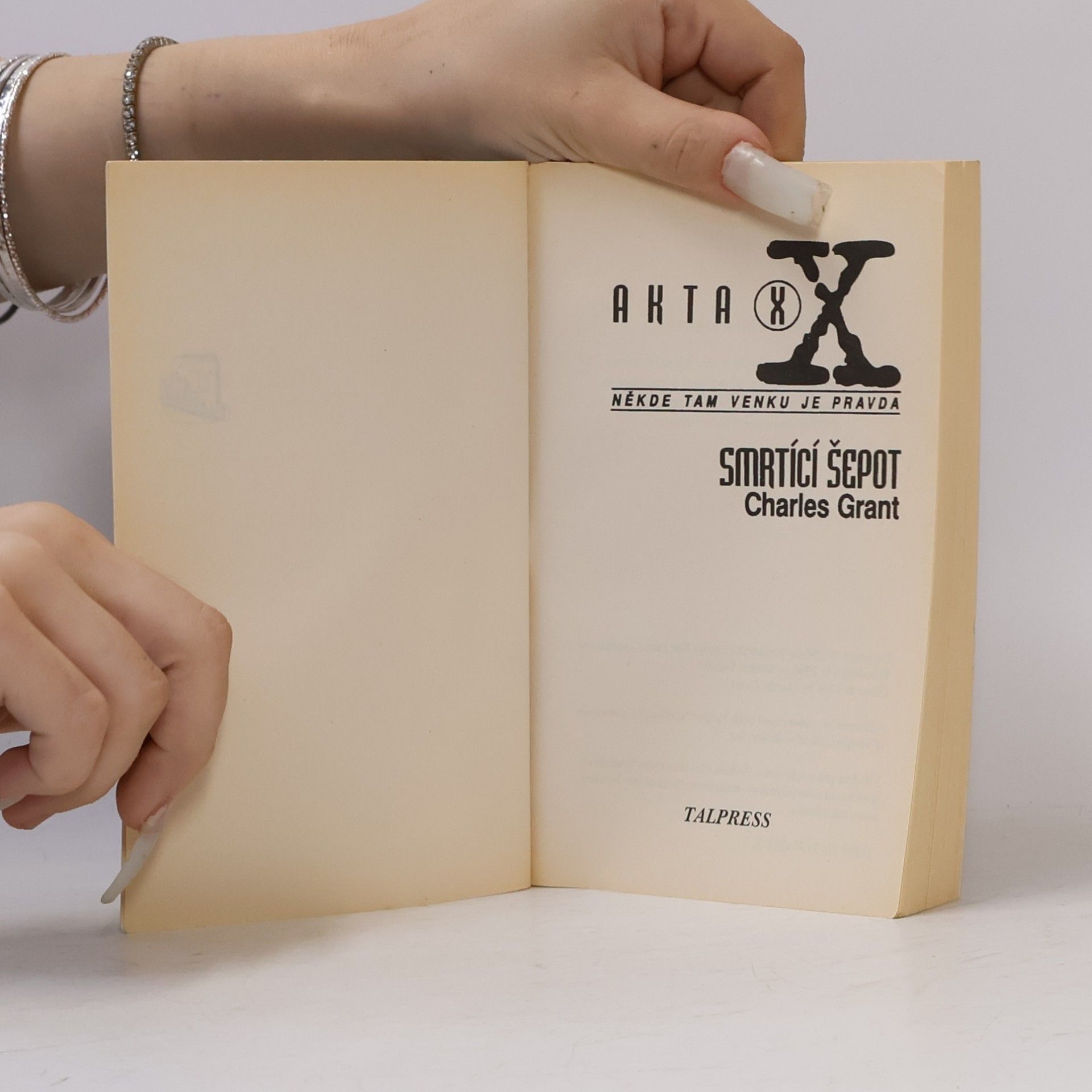 Charles Grant Akta X. Smrtící šepot