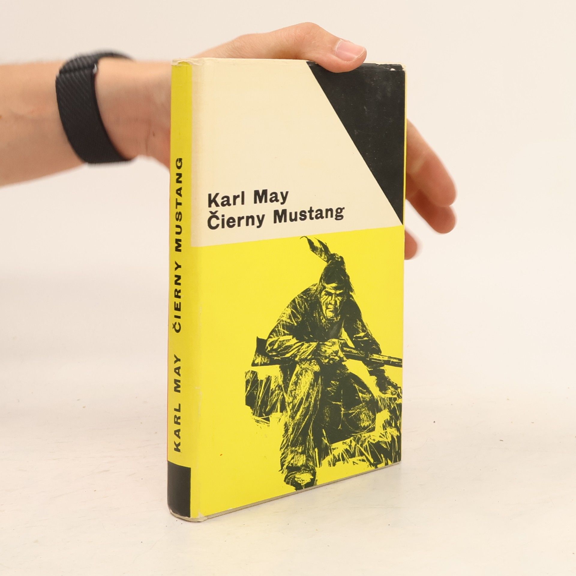 Karl May Čierny Mustang