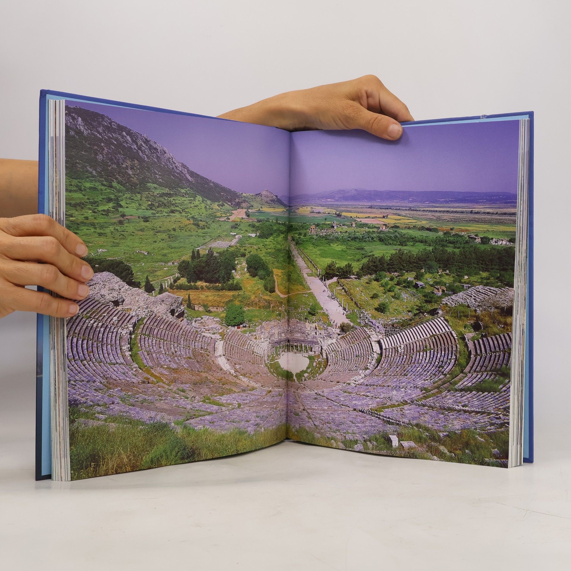 Matthias Vogt Obrazový atlas. Divy světa