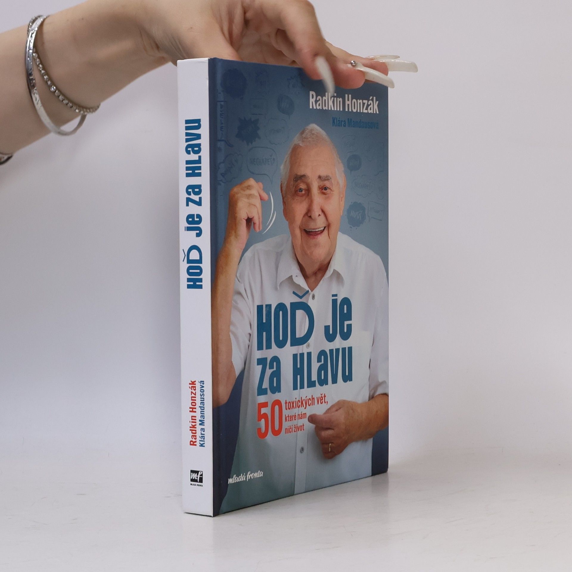 Klára Mandausová Hoď je za hlavu