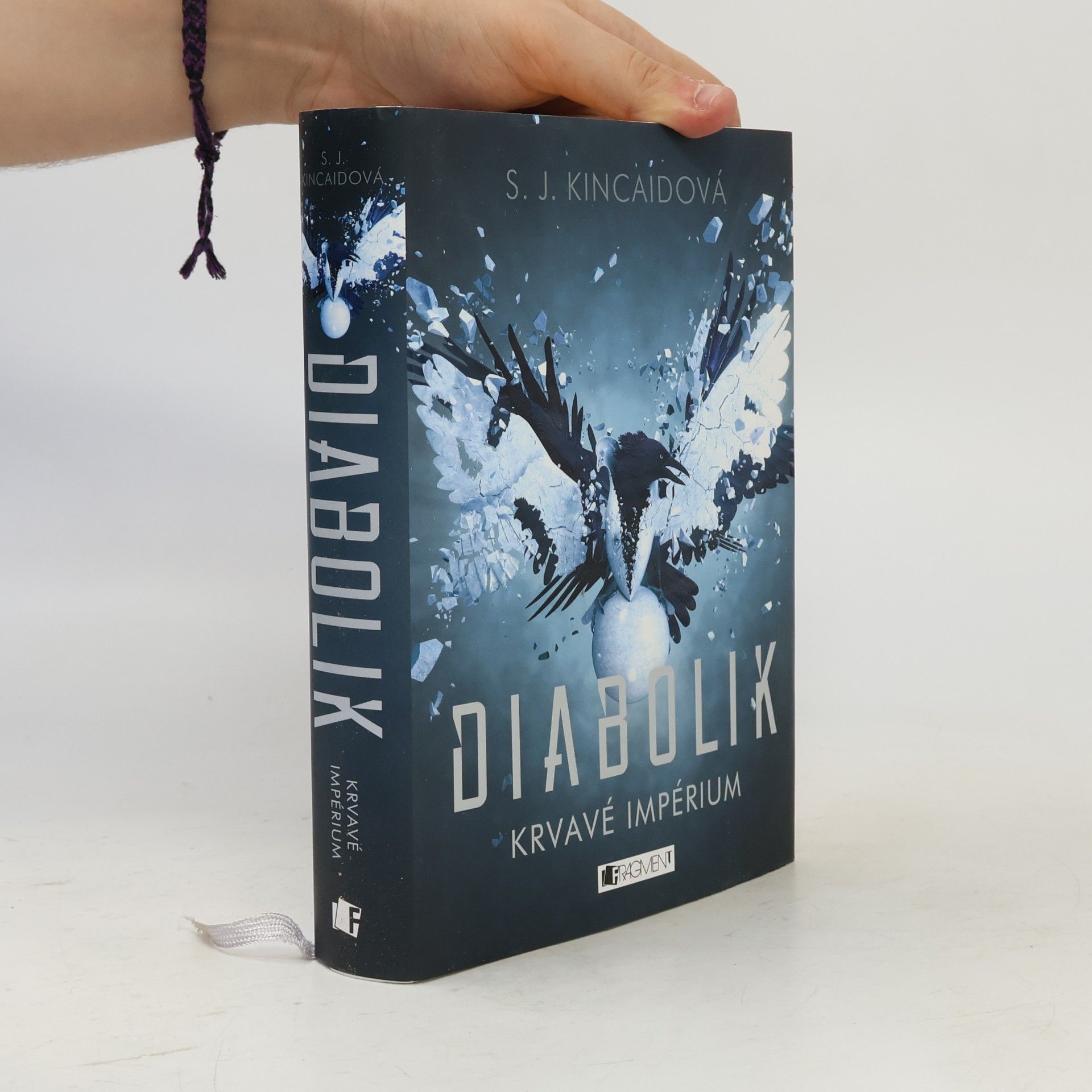 S.J. Kincaid Krvavé impérium. Diabolik