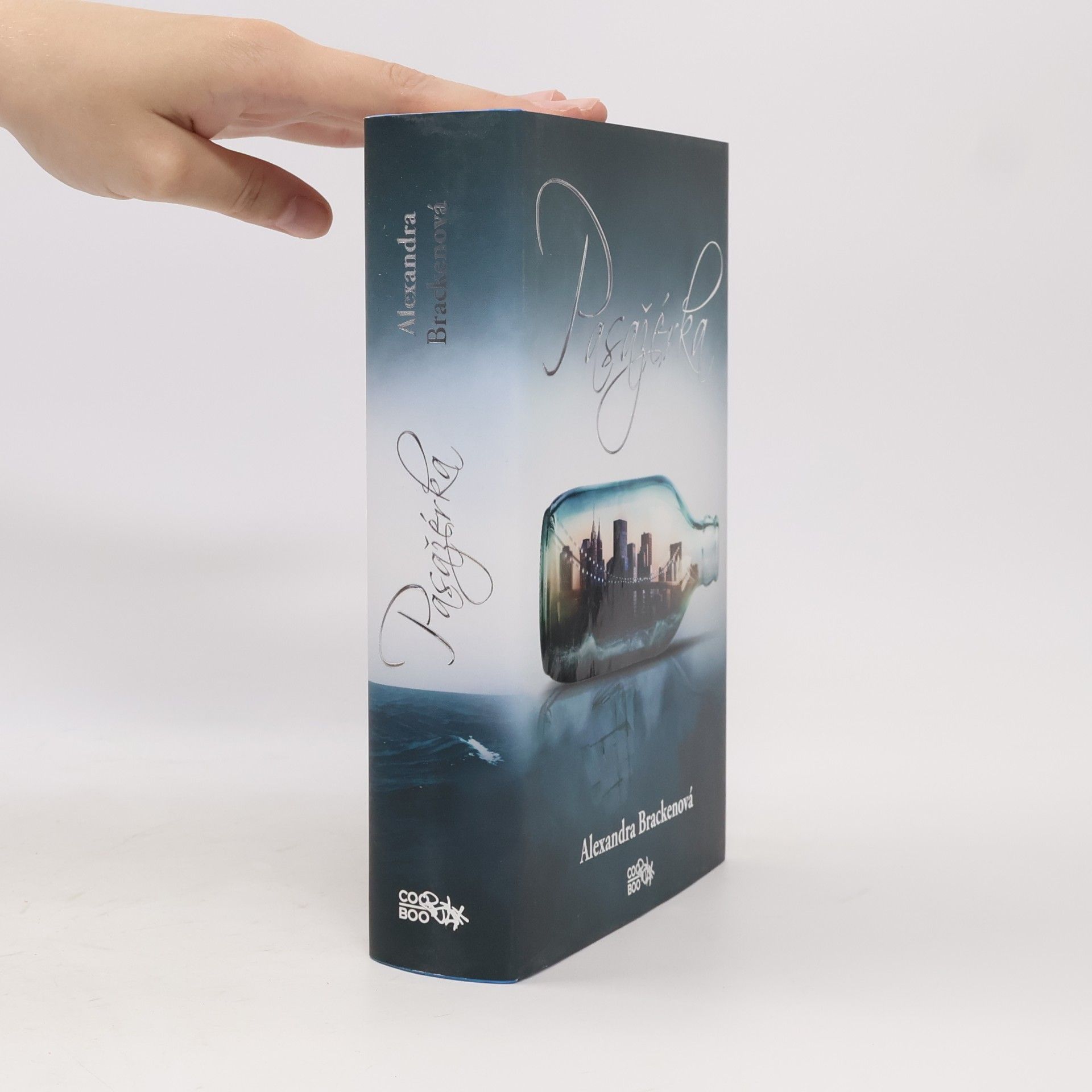 Alexandra Bracken Pasažérka