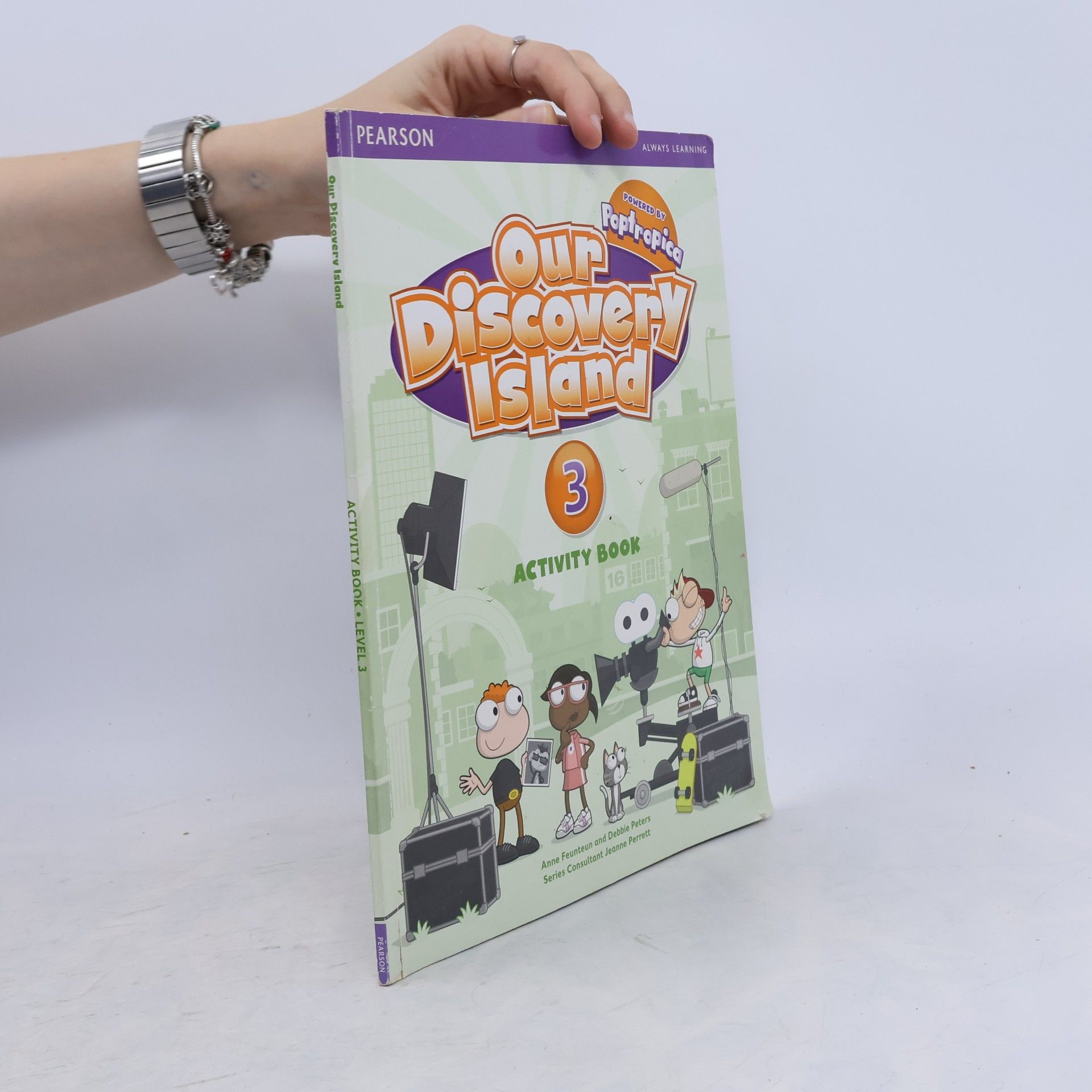 Anne Feunteun Our discovery island 3 : film studio island. Activity book