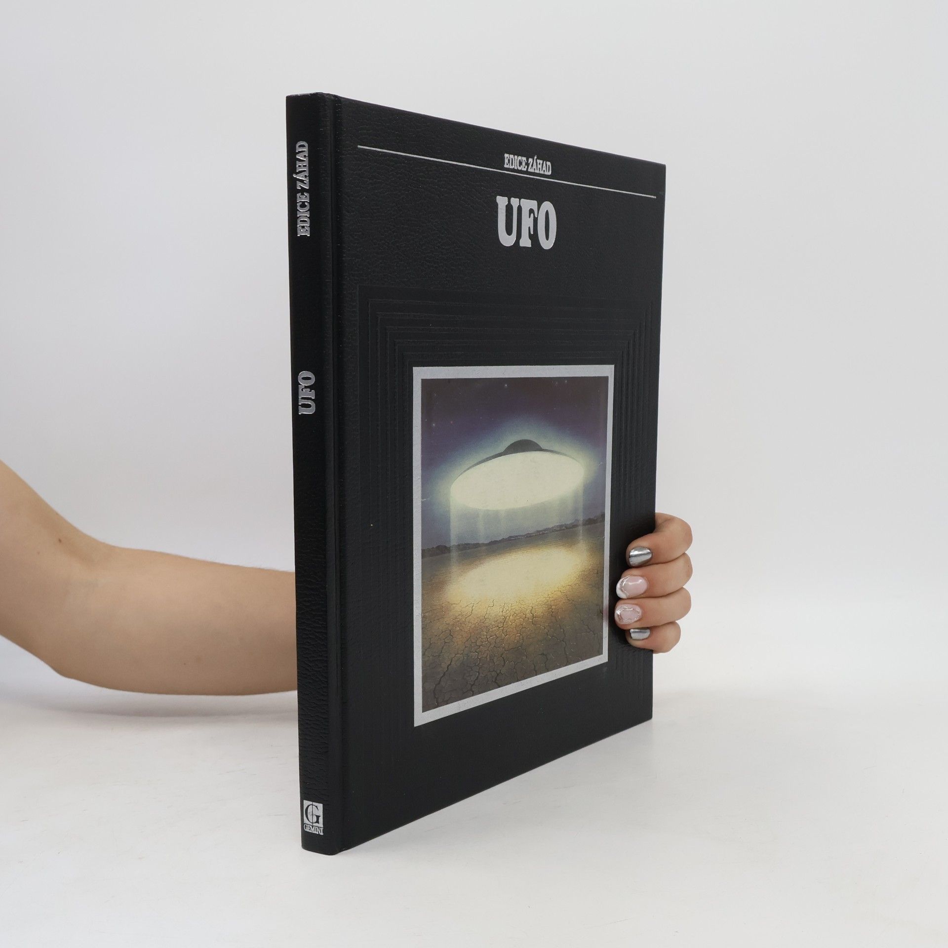 Ellen Phillips Edice záhad. UFO