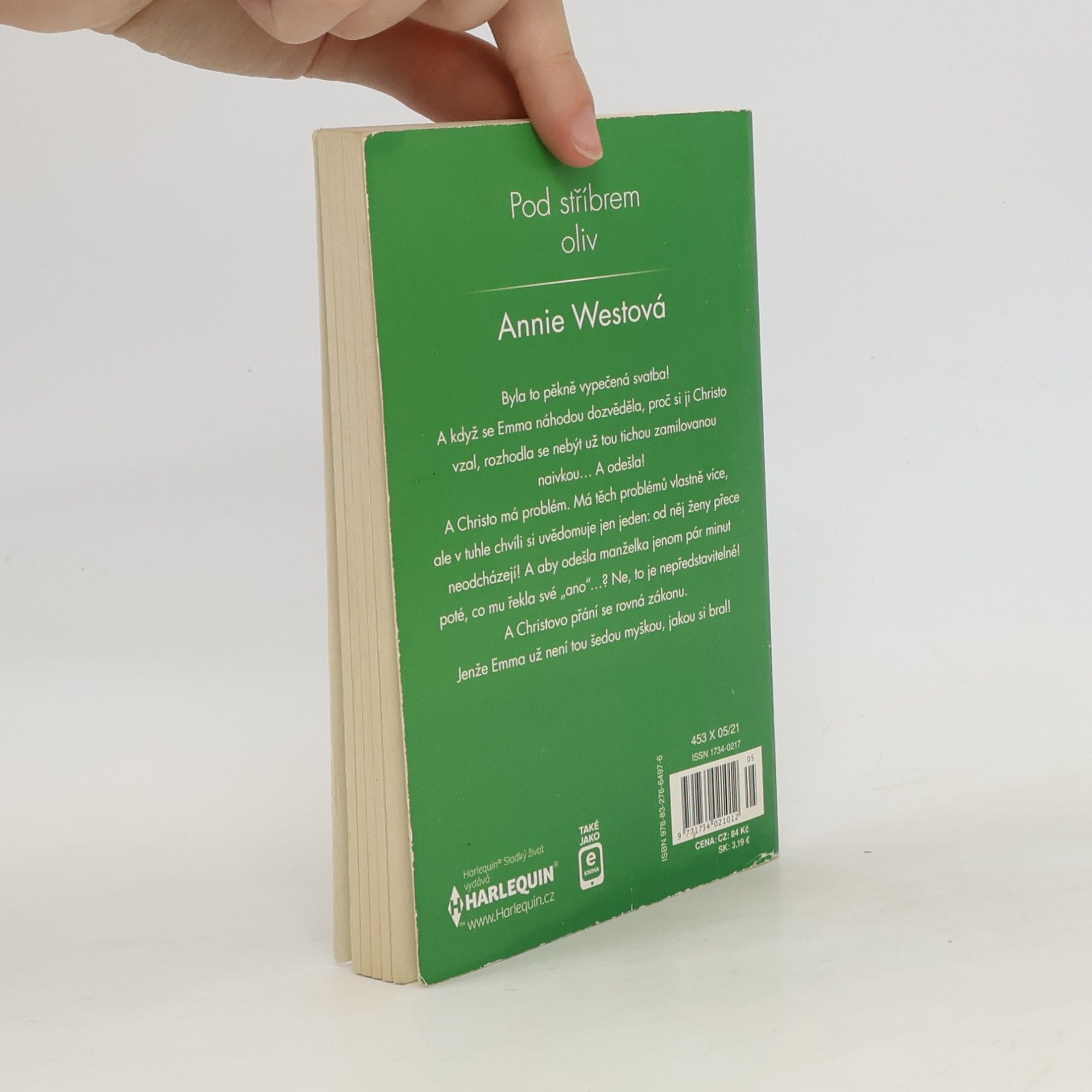 Anne West Pod stříbrem oliv