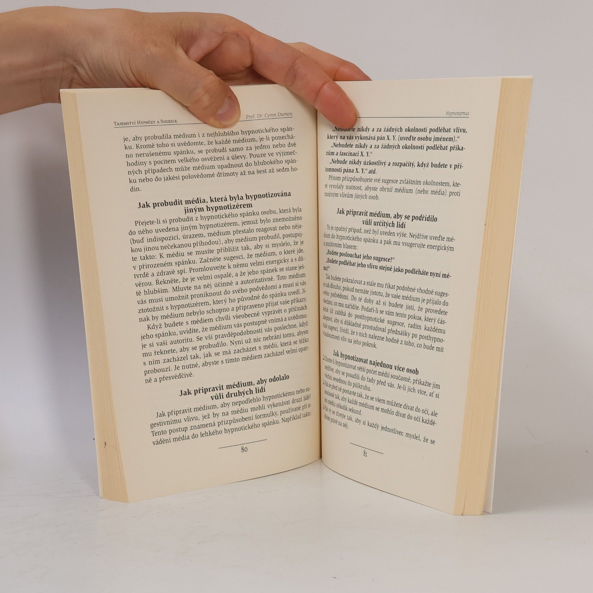 William Walker Atkinson Tajemství hypnózy a sugesce : úplný systém okultních nauk