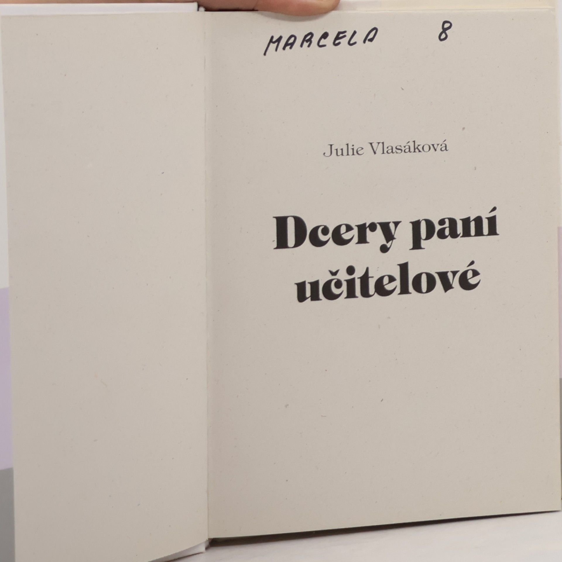 Julie Vlasáková-Kahlesová Dcery paní učitelové