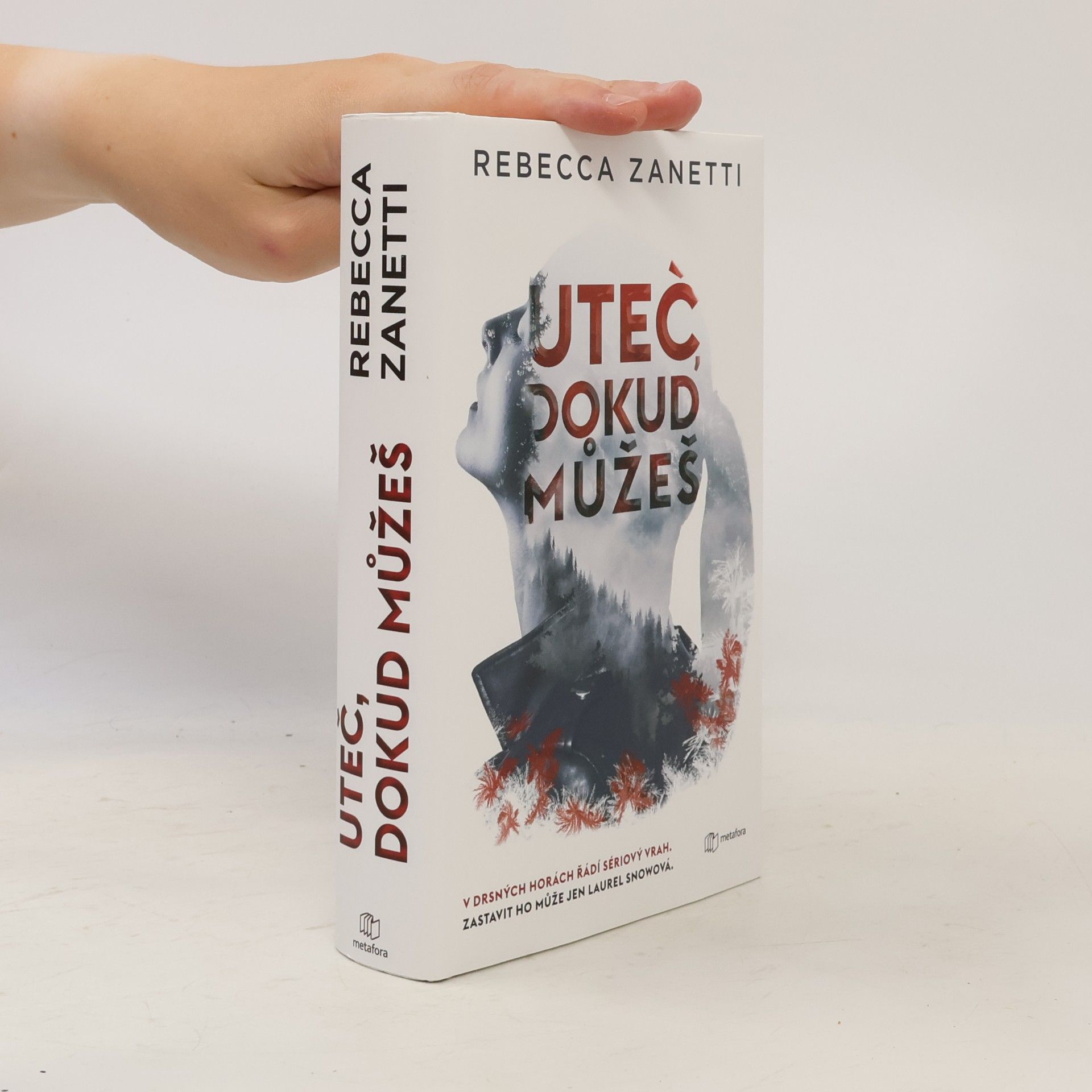 Rebecca Zanetti Uteč, dokud můžeš