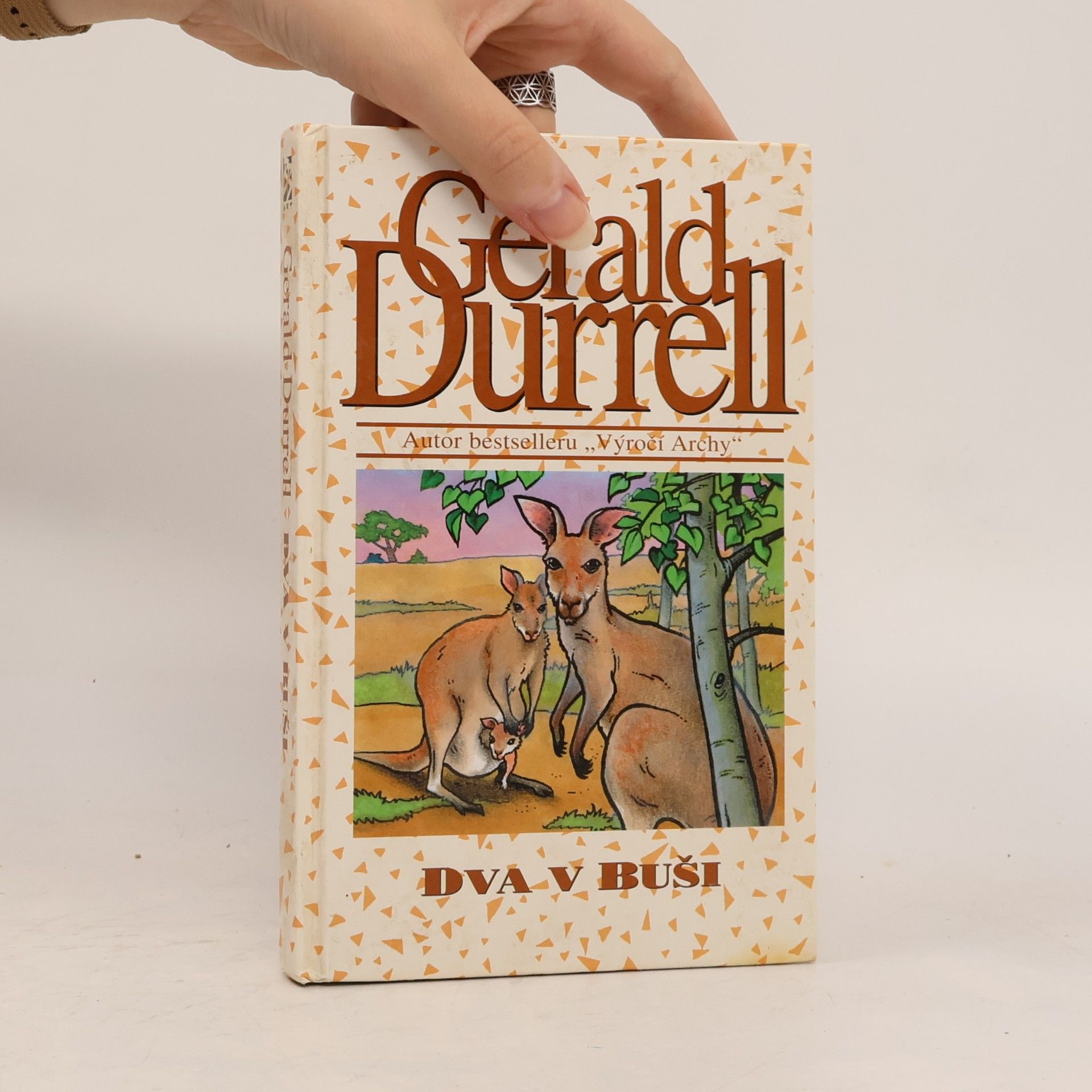 Gerald Malcolm Durrell Dva v buši