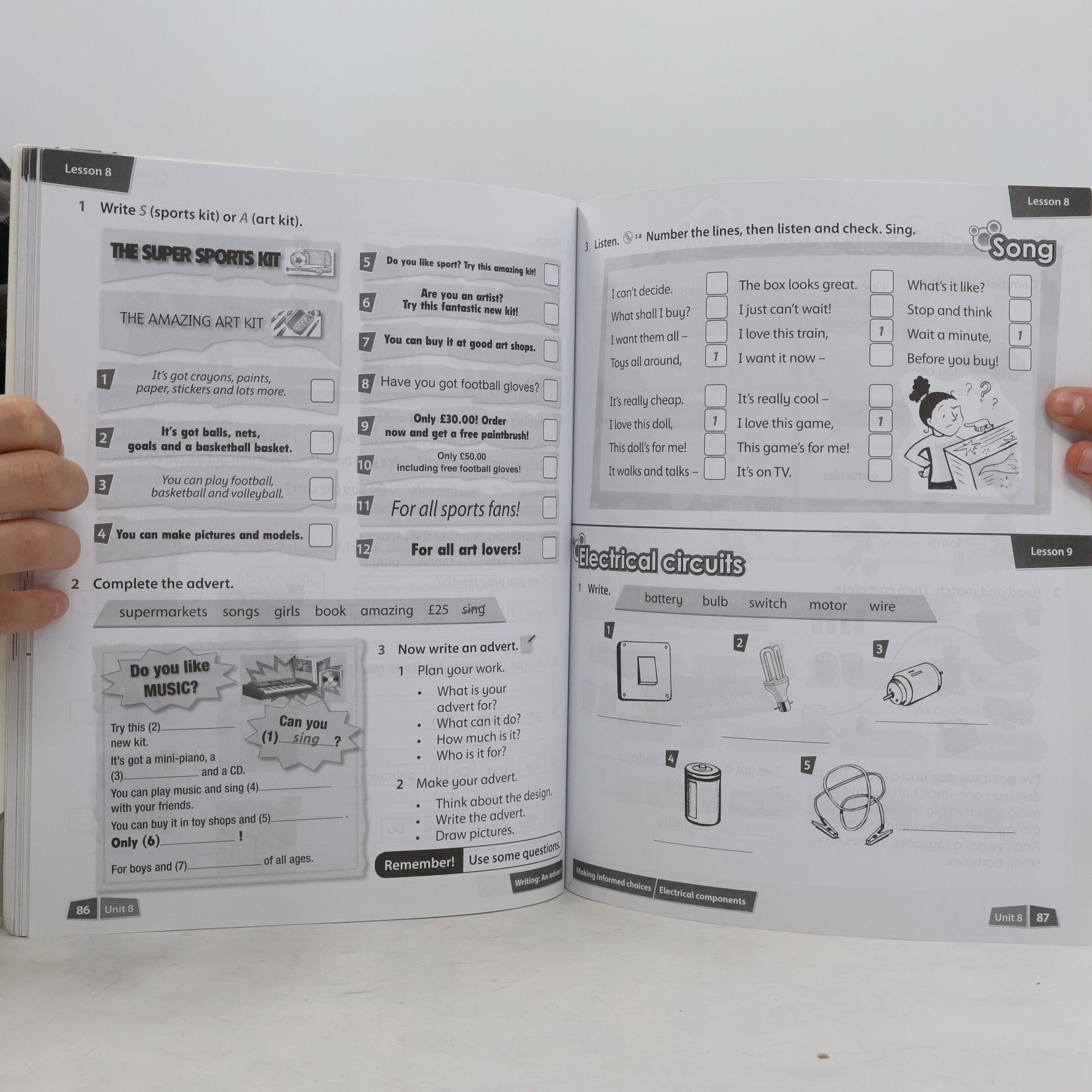 Sarah Phillips Incredible English 3 : 2nd edition. Activity book