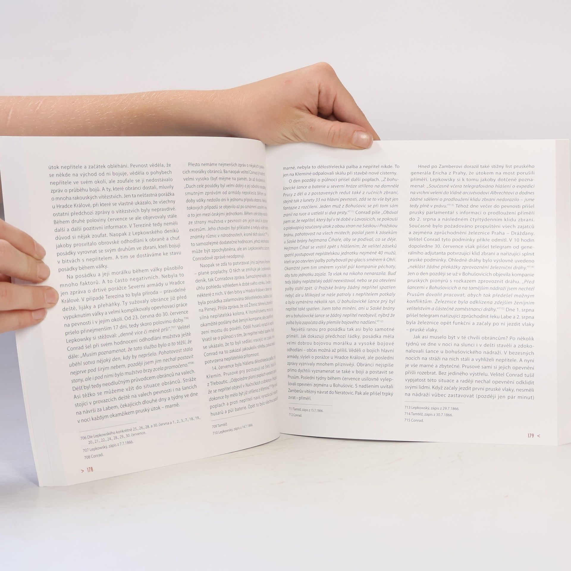 Miloš Řezník Mlhy na Chlumu: Prusko-rakouská válka v optice moderní historiografie