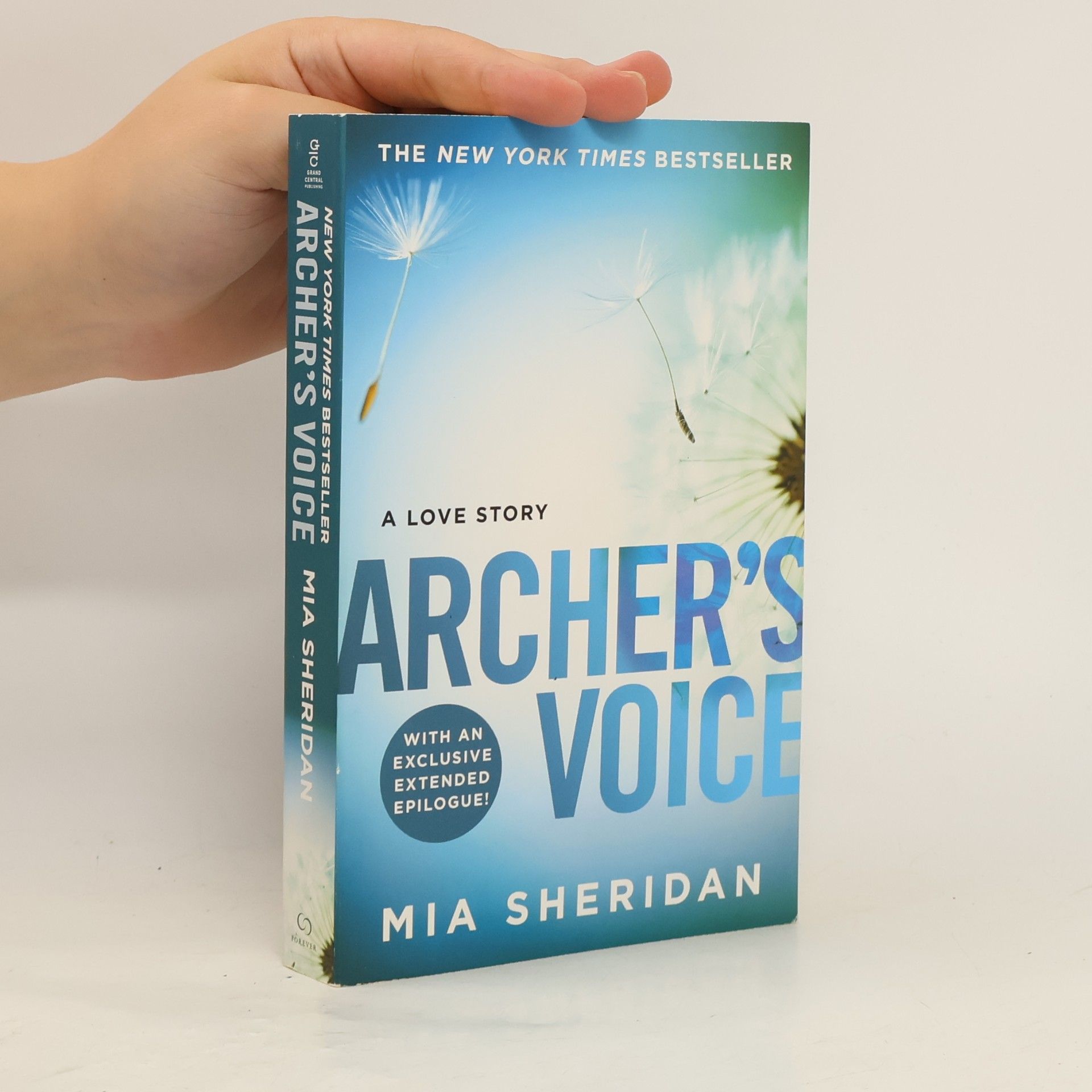 Mia Sheridan Archer's Voice