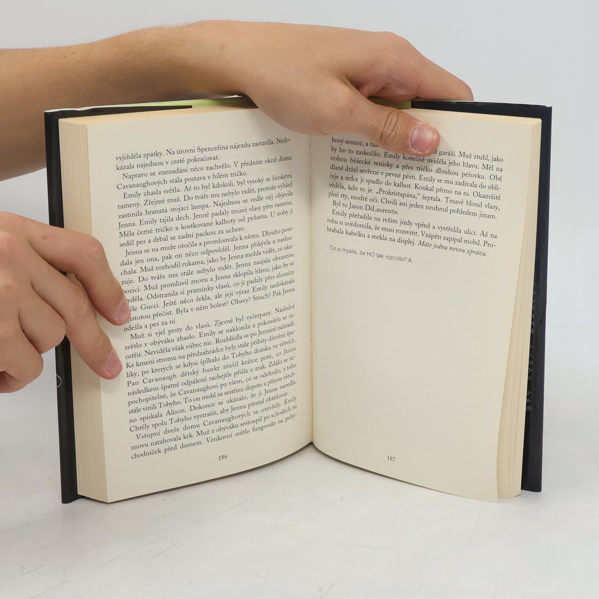 Sara Shepard Roztomilé malé lhářky: Vražedné